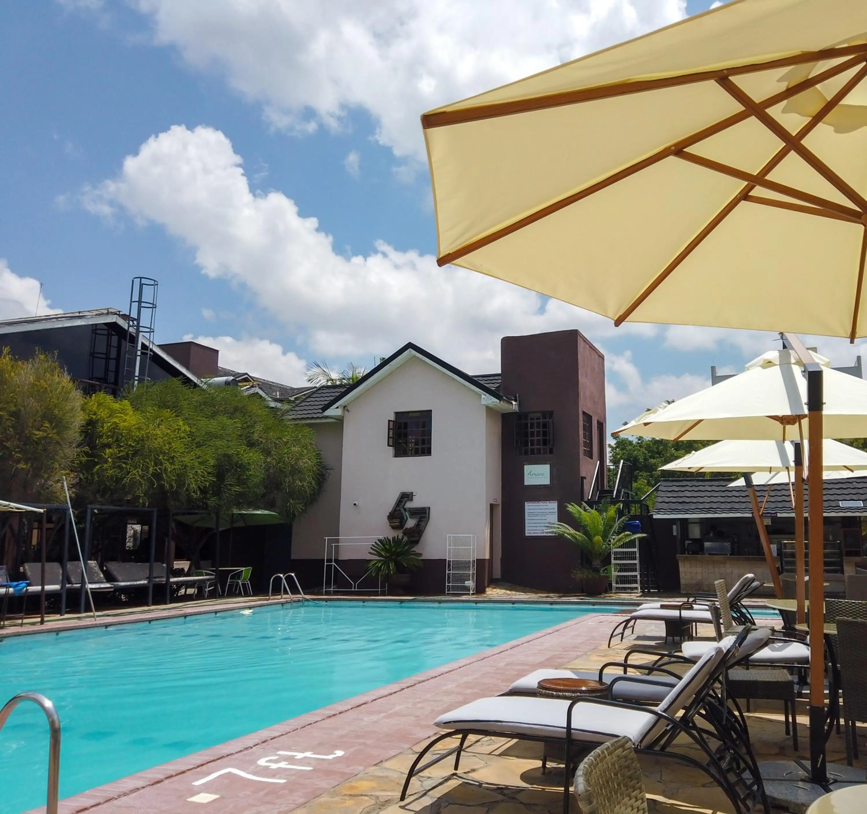 Swimming pool in 67 Airport Hotel Nairobi