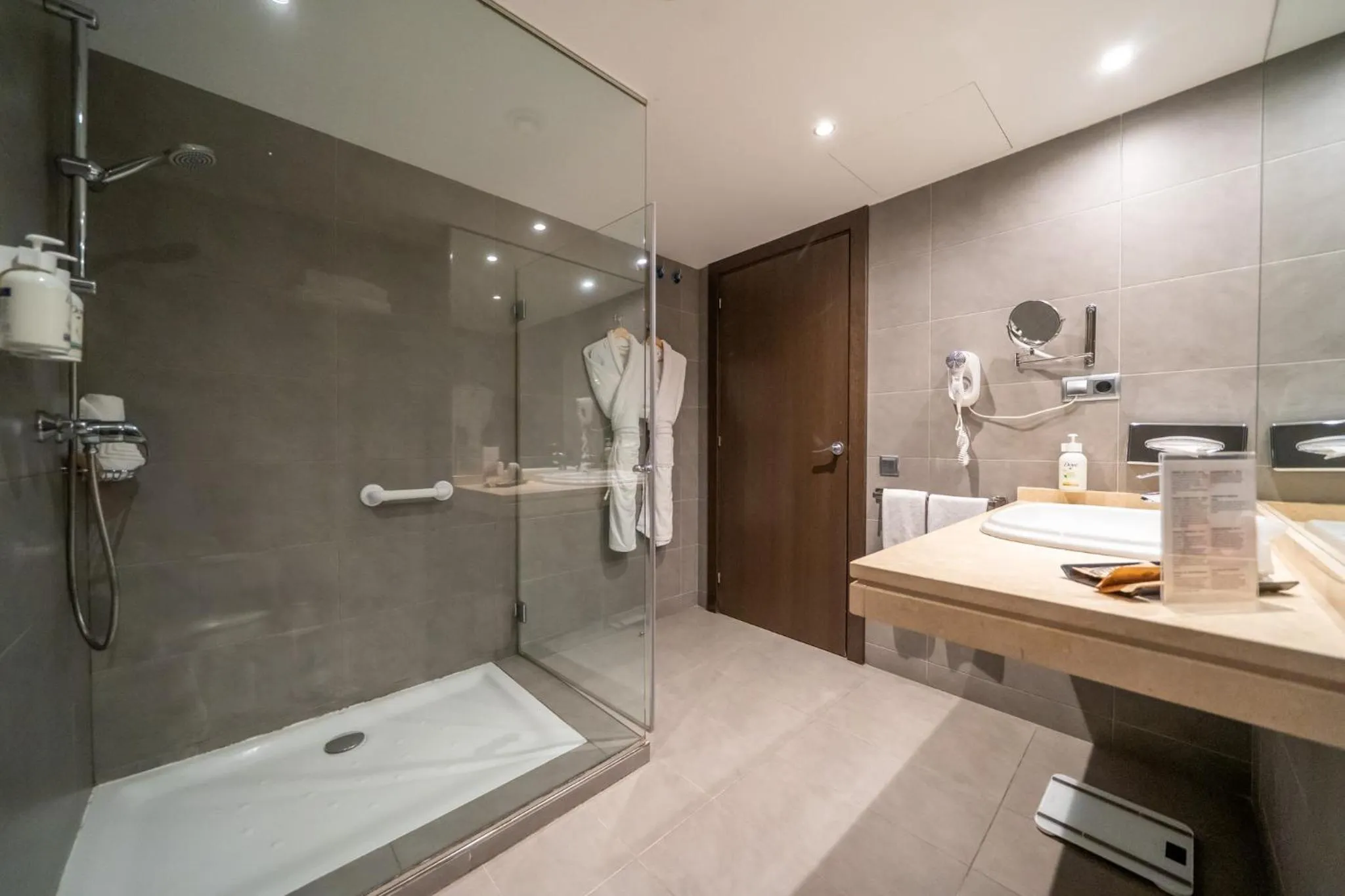 Bathroom in Hotel Concordia Barcelona