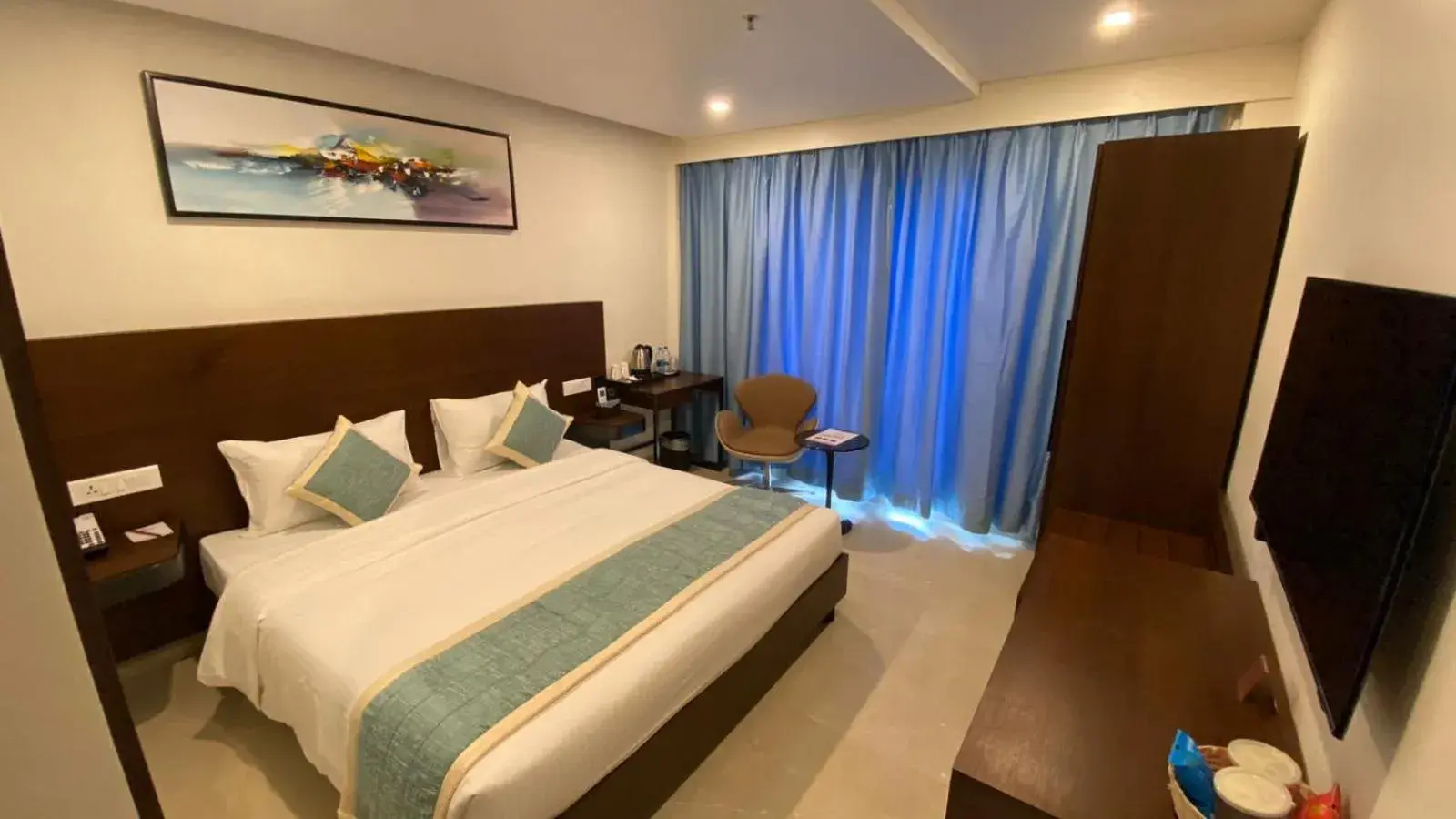 Standard King Room - single occupancy in The Zen Park Coimbatore Standard King Room - single occupancy in The Zen Park Coimbatore