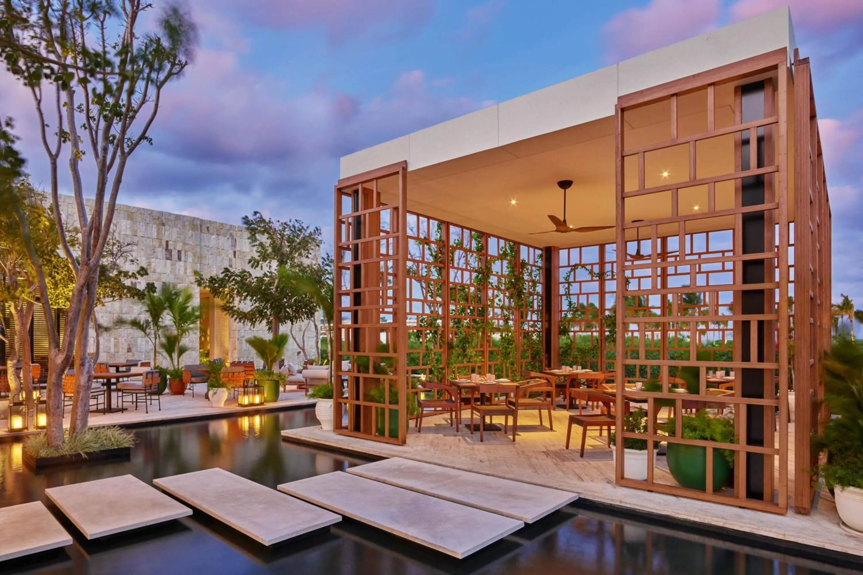 Restaurant/places to eat in The St. Regis Kanai Resort, Riviera Maya