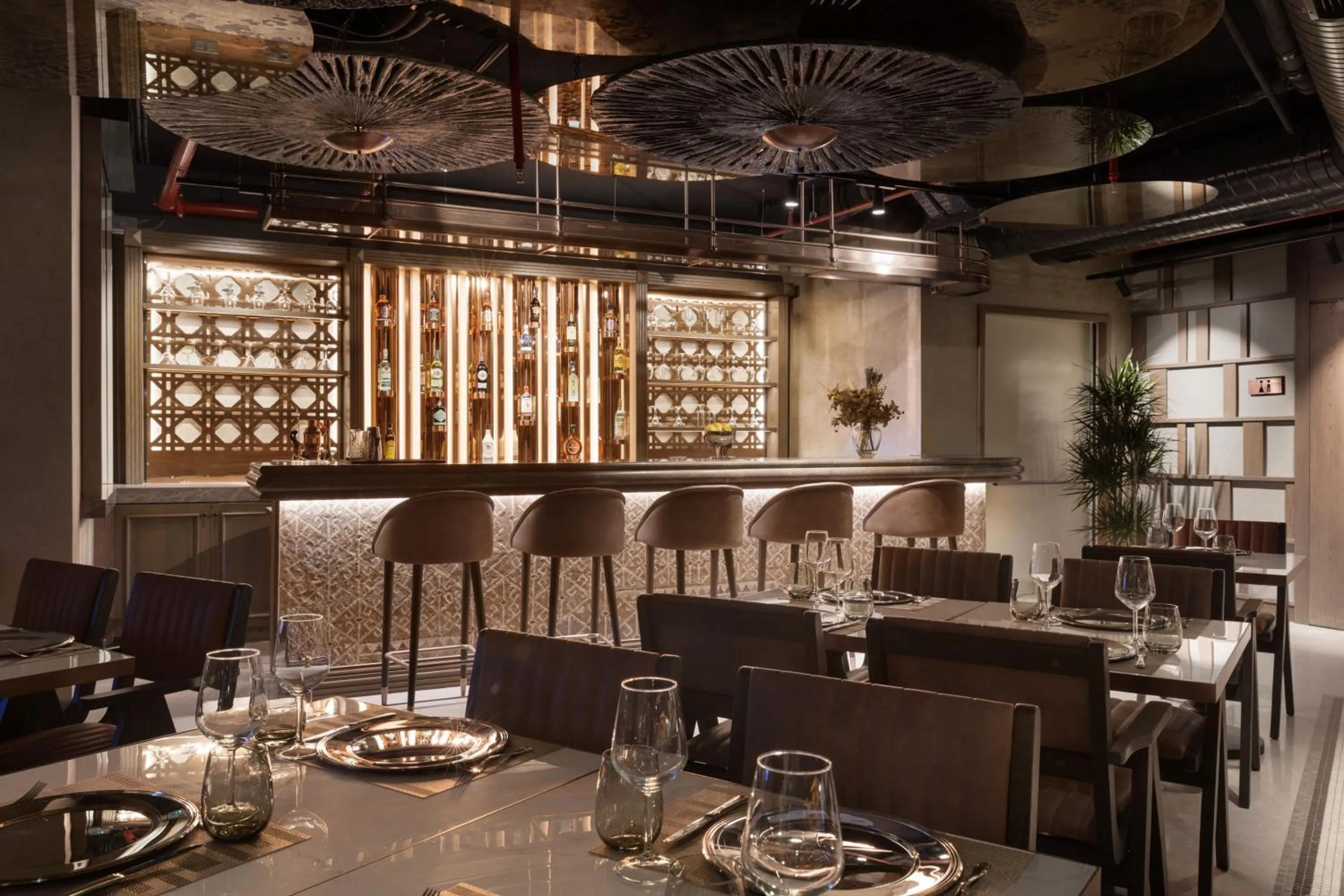 Restaurant/places to eat in Burdock Hotel Istanbul, Autograph Collection