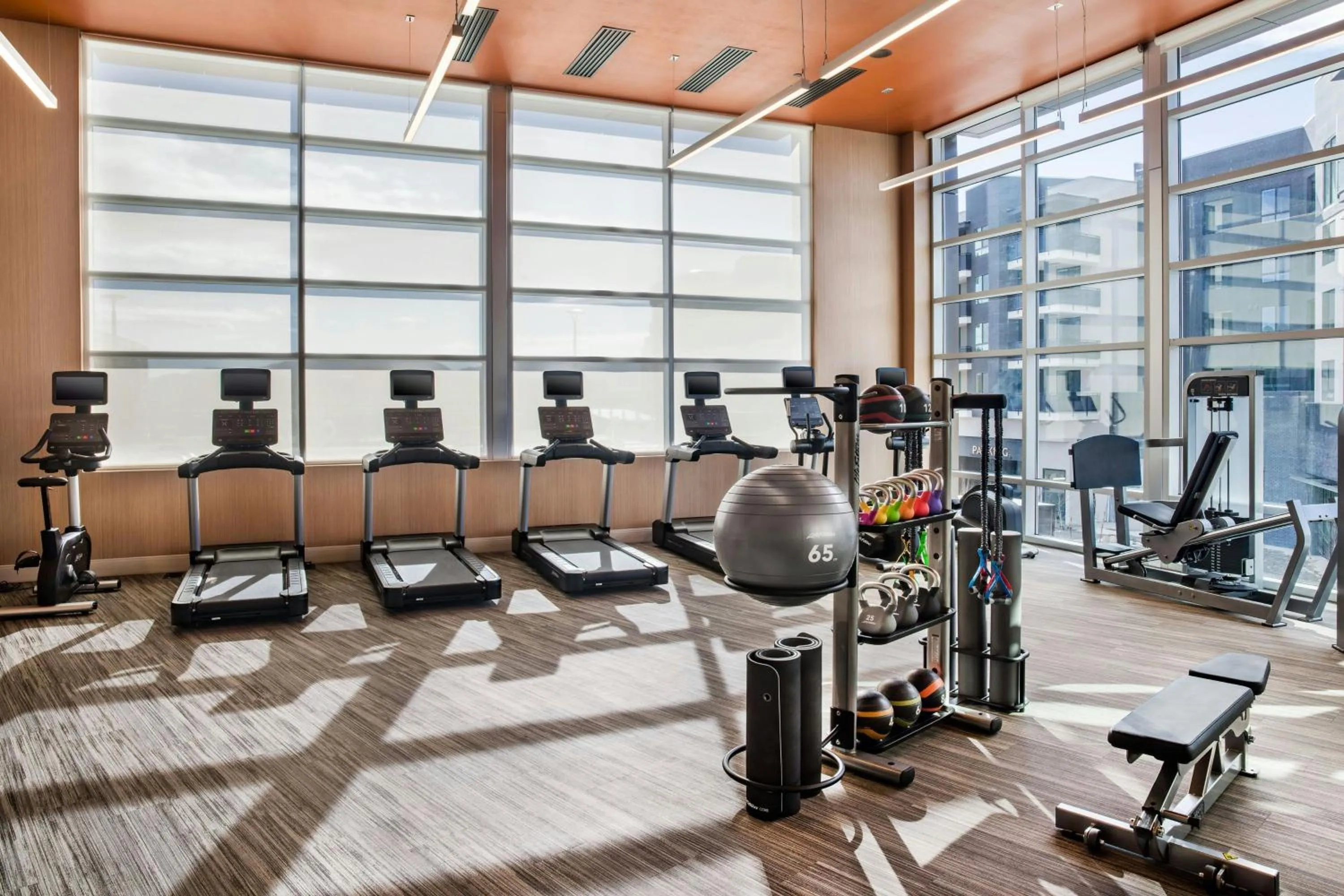 Fitness centre/facilities in Element Reno Experience District