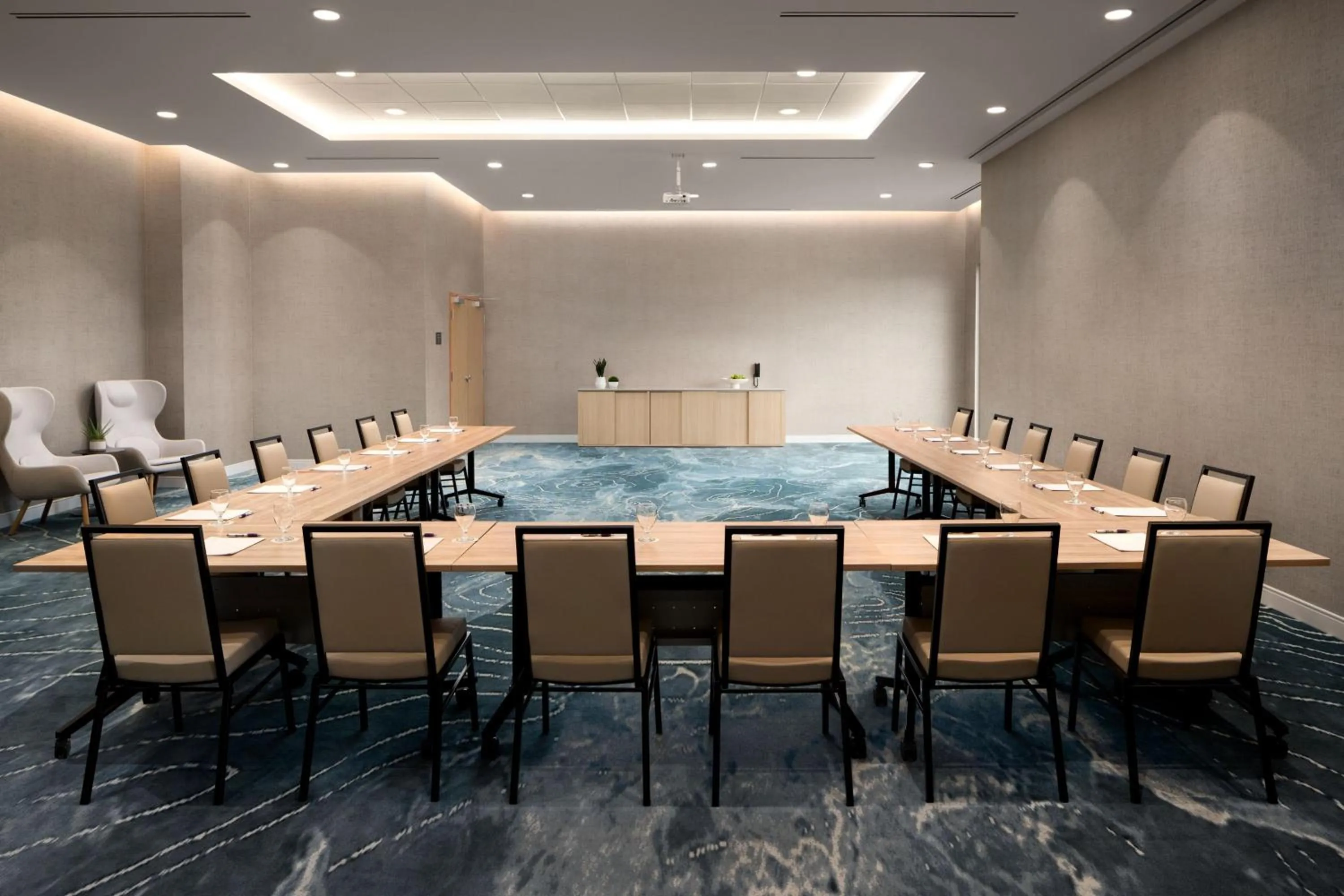 Meeting/conference room in Delta Hotels by Marriott Vancouver Delta