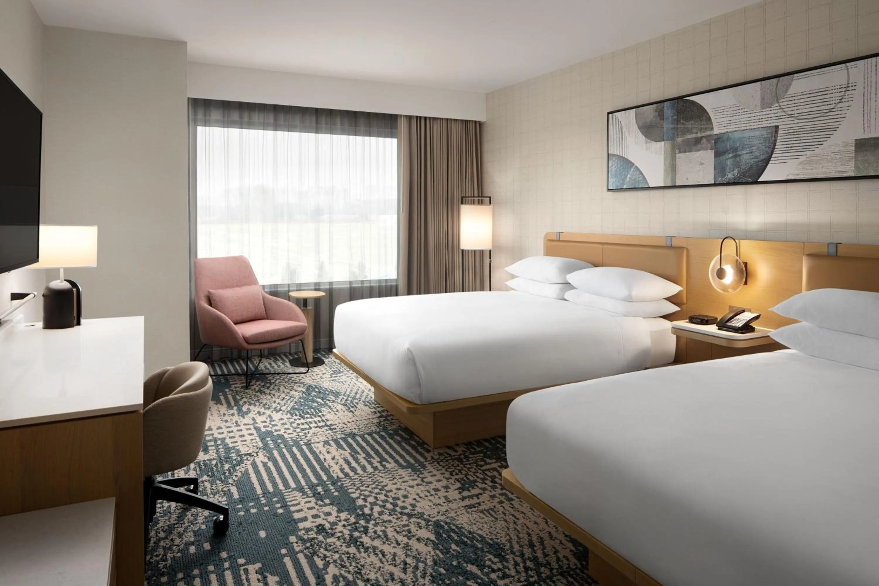 Photo of the whole room, Bed in Delta Hotels by Marriott Vancouver Delta