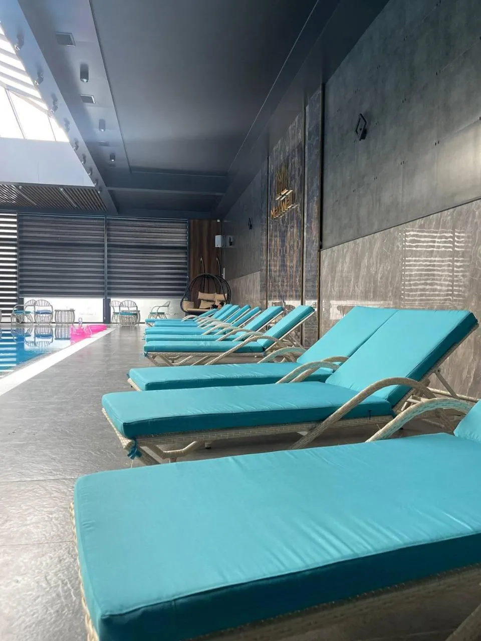 Swimming pool in MaxWell Hotel & SPA