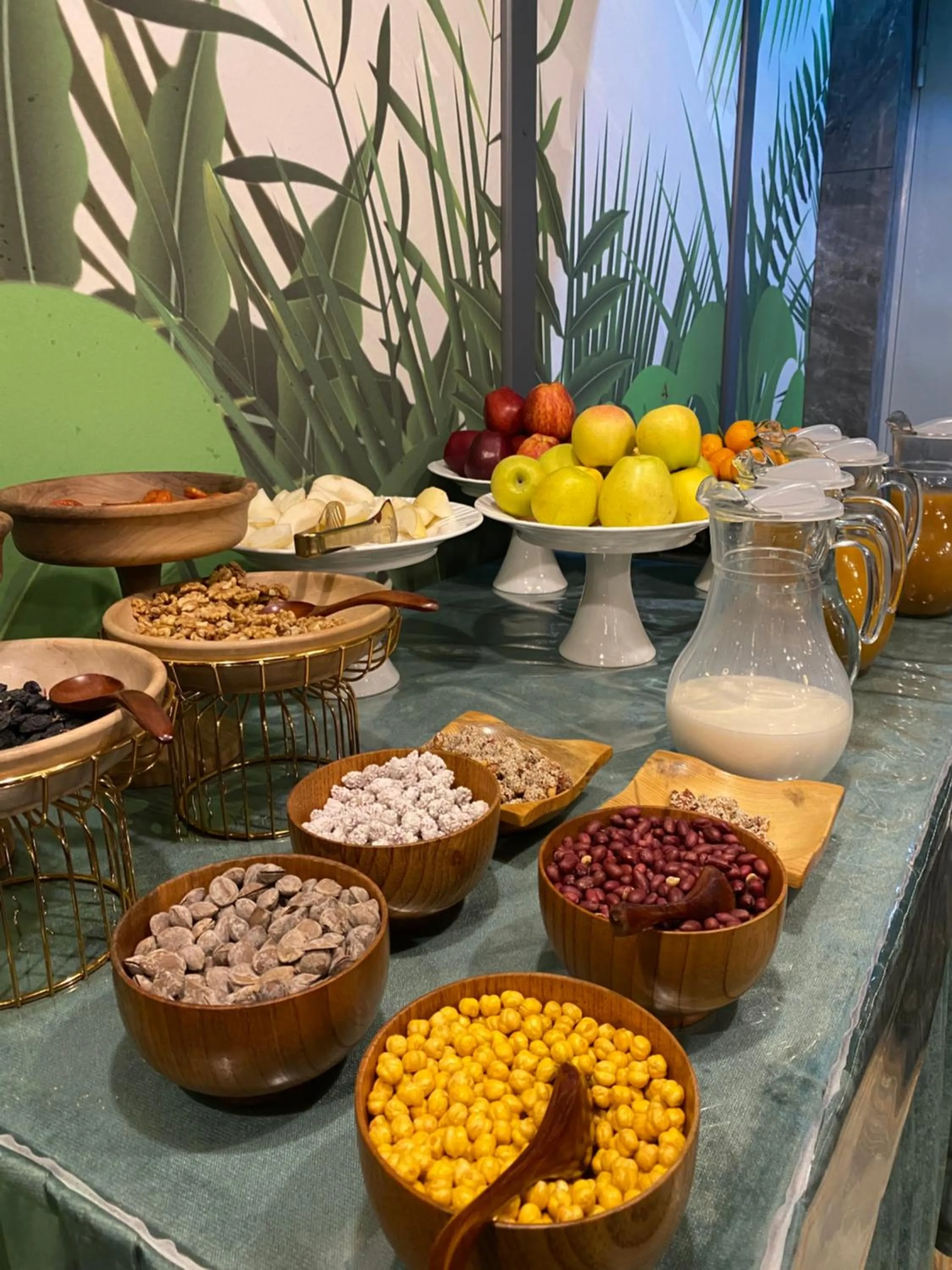 Buffet breakfast in MaxWell Hotel & SPA