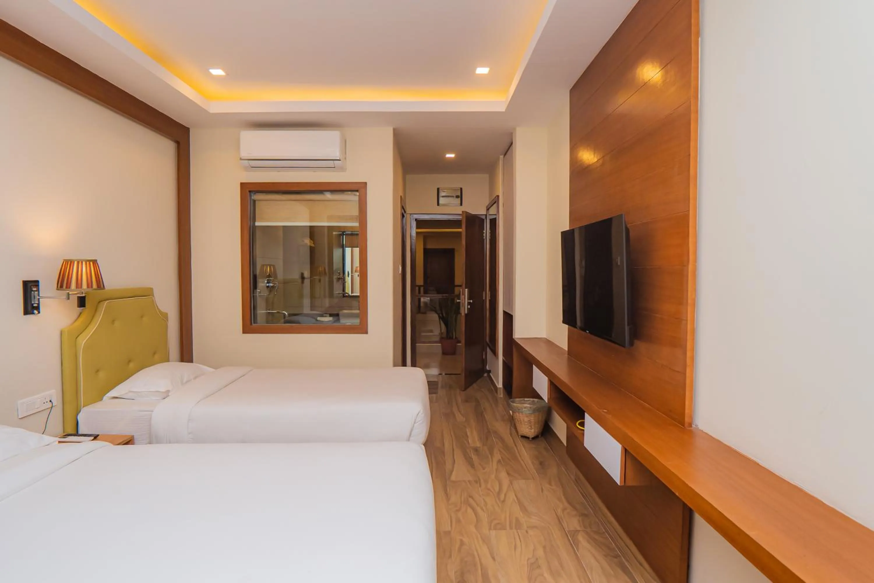 Bed in Hotel Fewa Trip