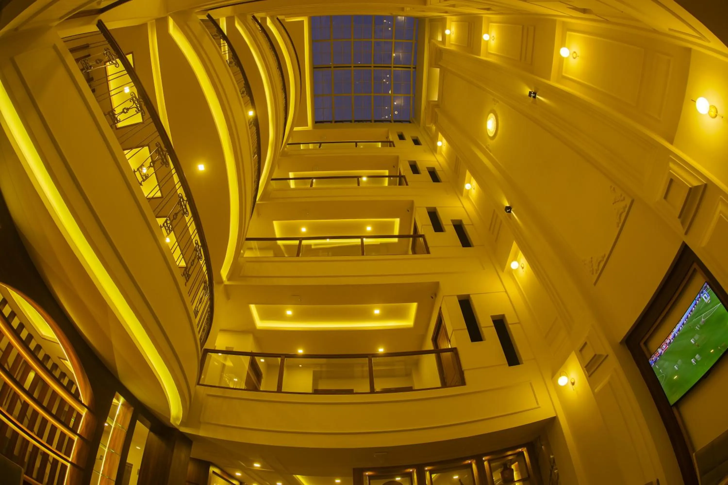 Property building in Hotel Fewa Trip