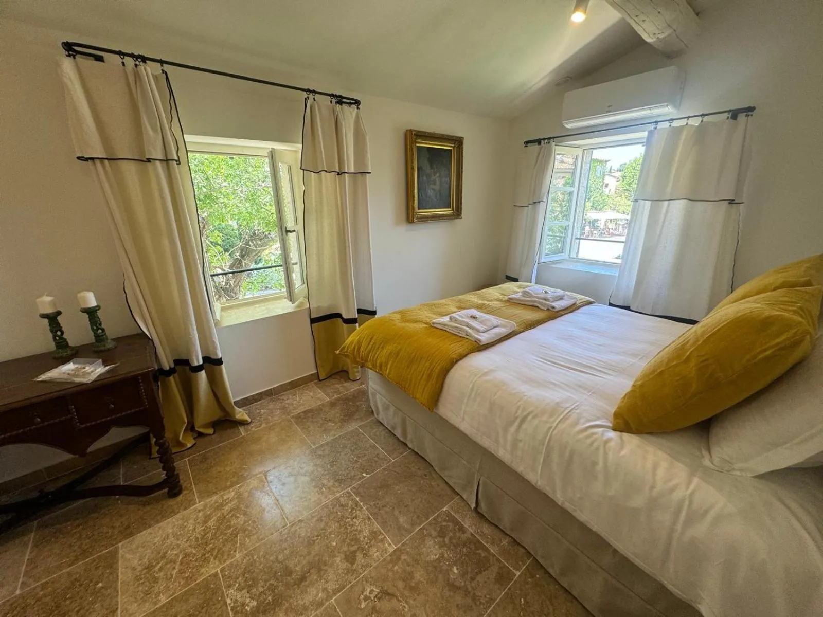 Bed in Mas Notre Dame