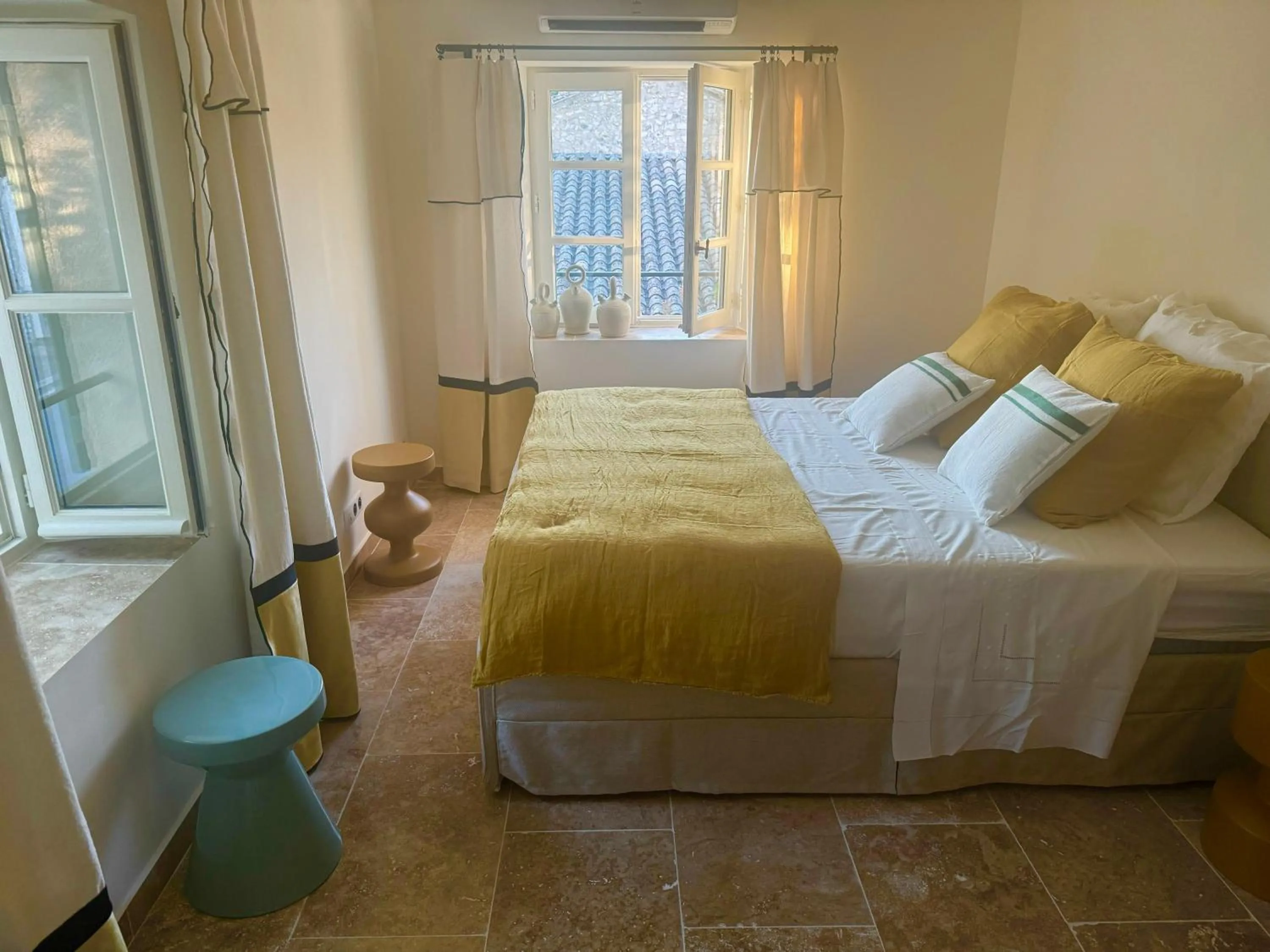 Bed in Mas Notre Dame