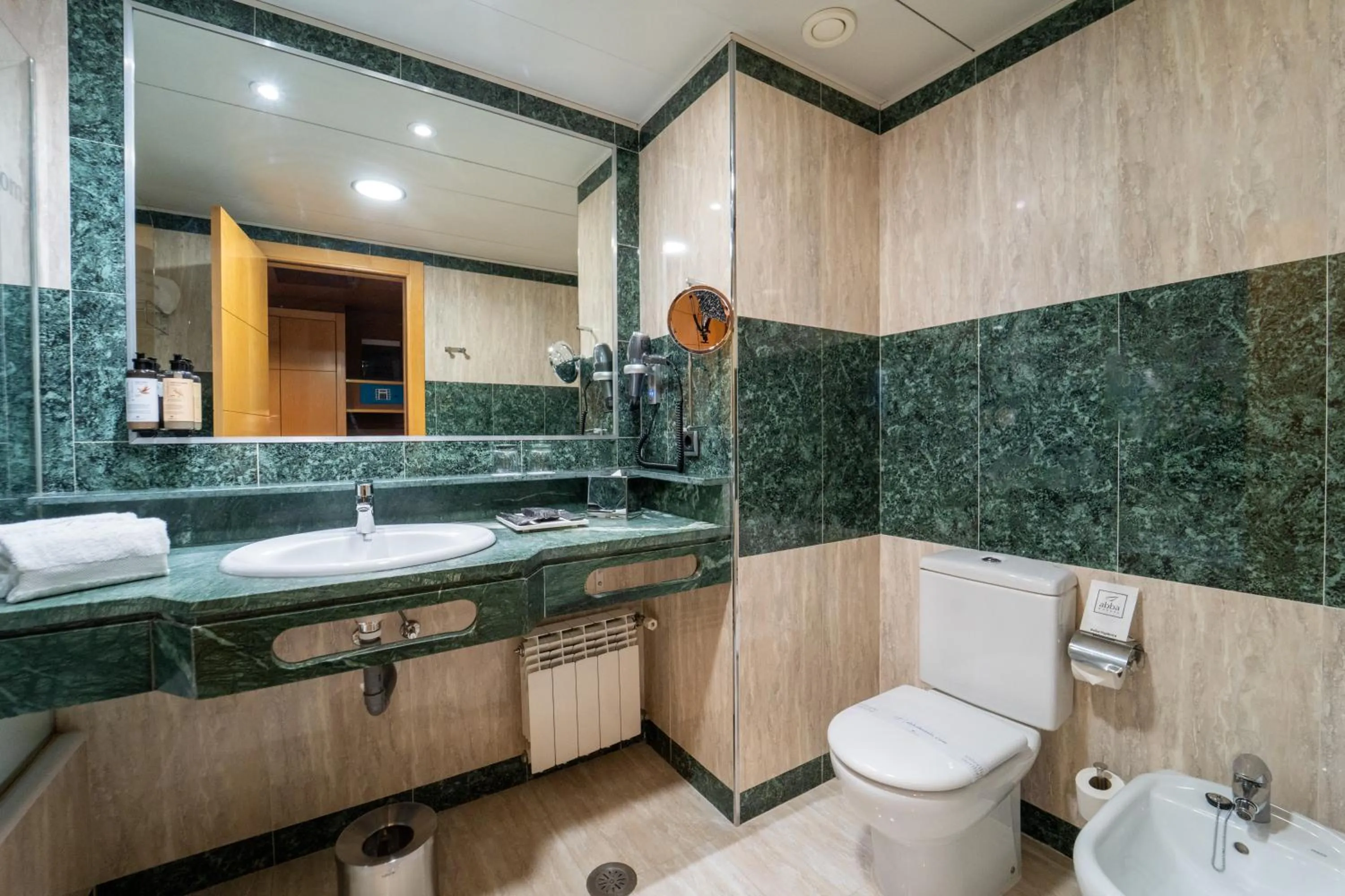 Bathroom in Abba Playa Gijón