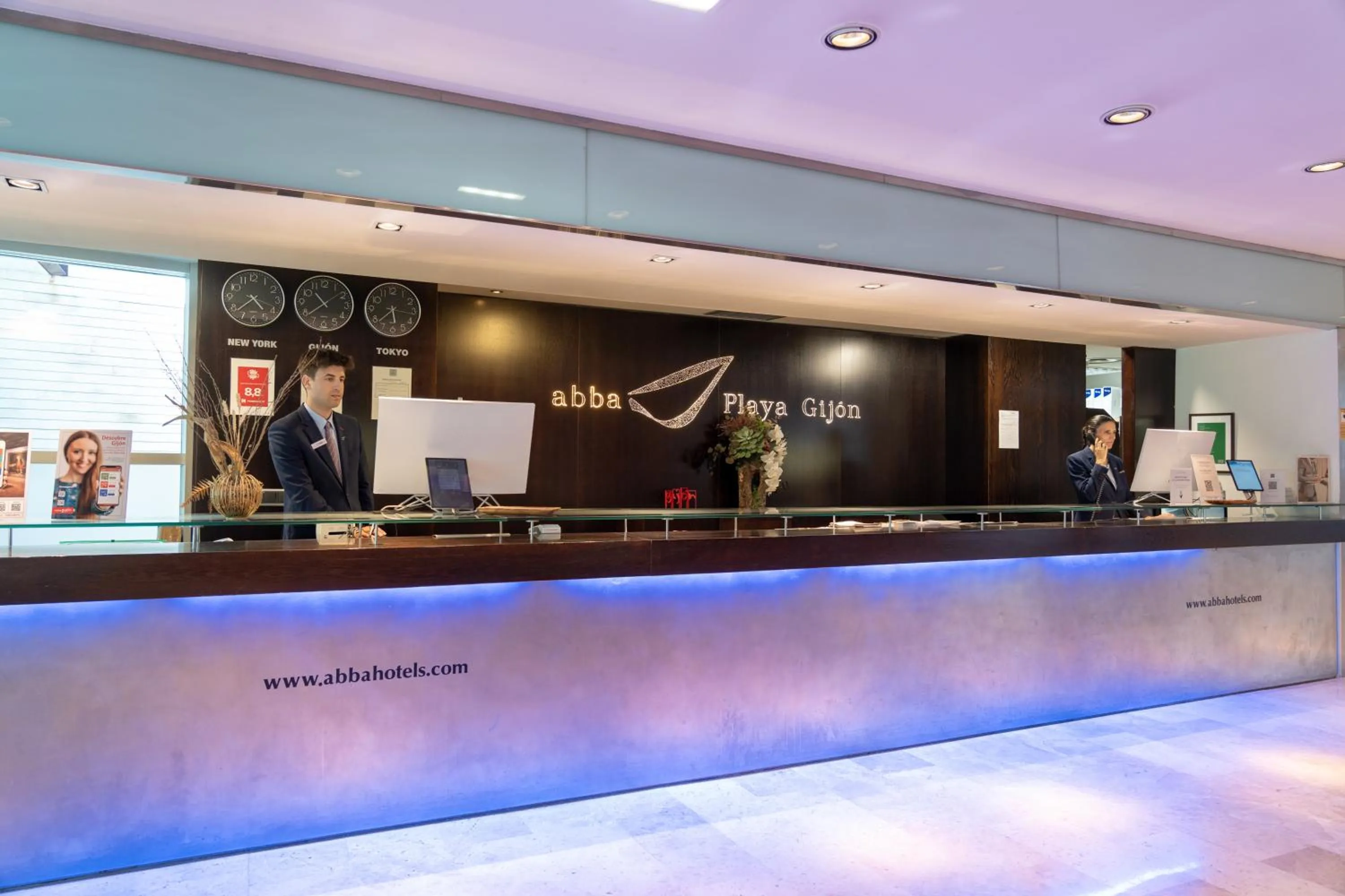 Property building in Abba Playa Gijón