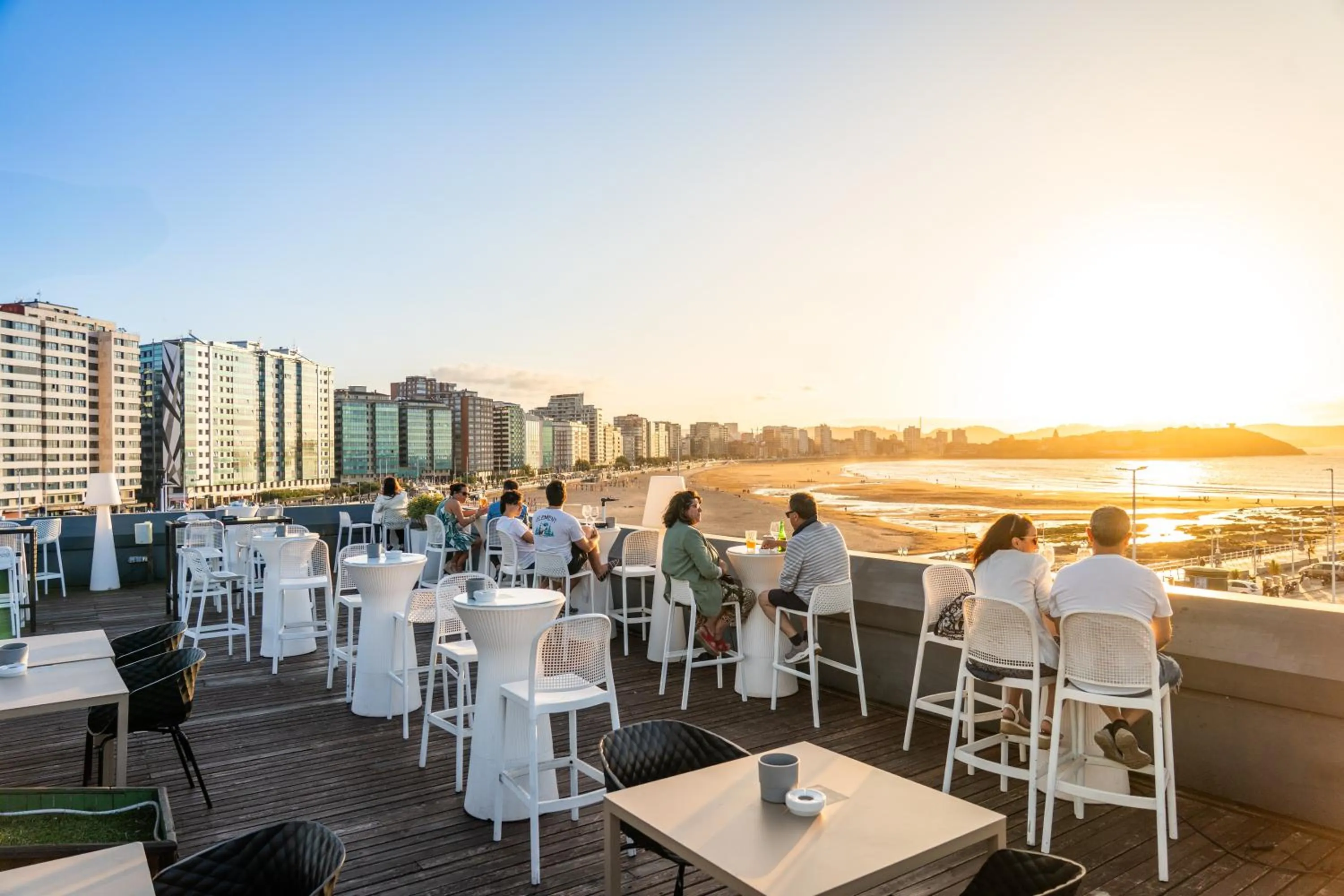 Property building in Abba Playa Gijón