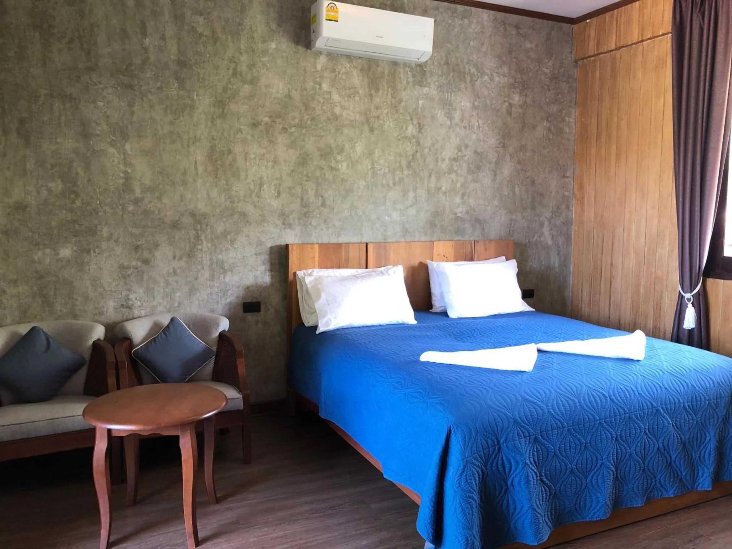 Photo of the whole room, Bed in Likita Resort