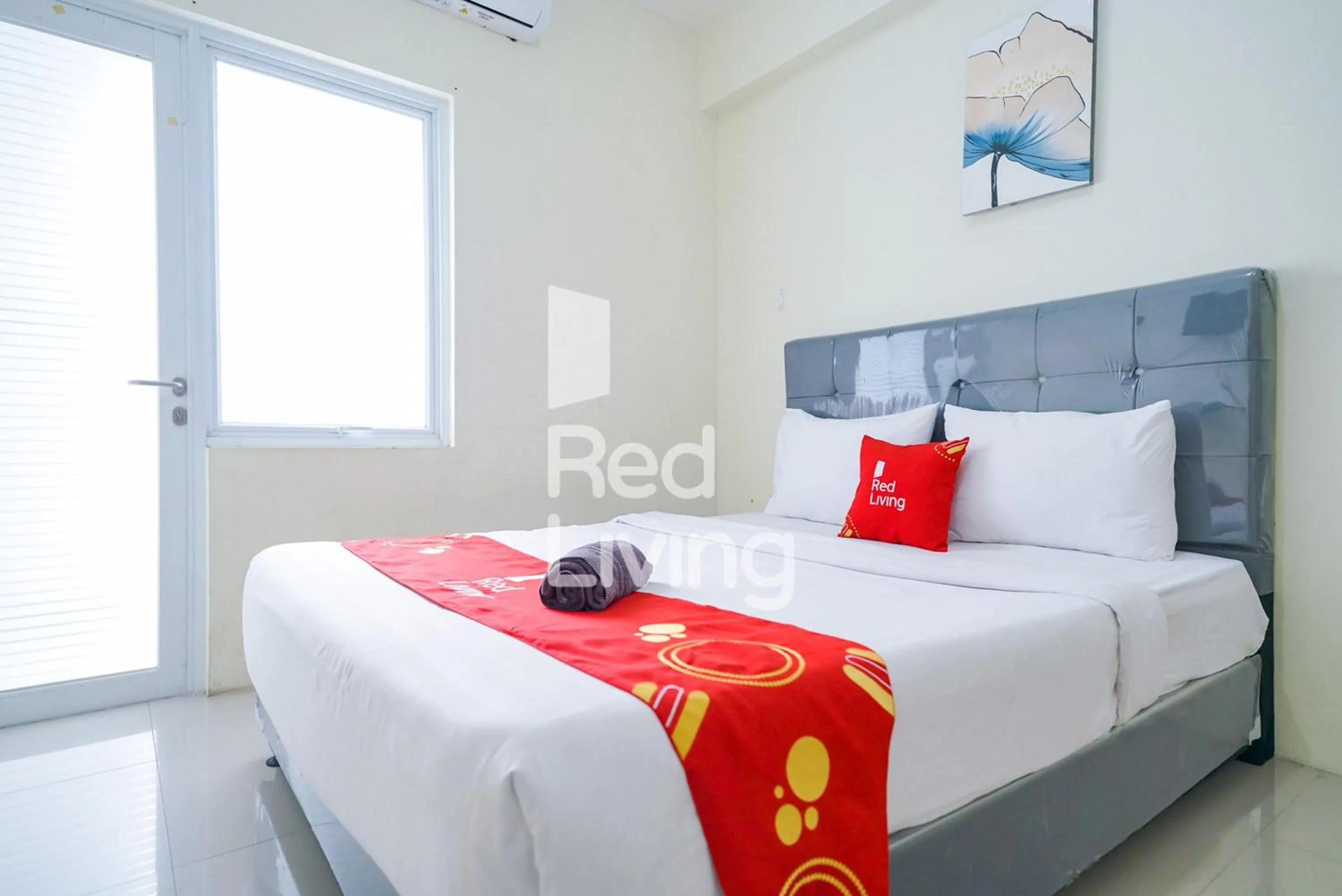 Bedroom, Bed in RedLiving Apartemen Bogorienze Resort - Skyland Tower A