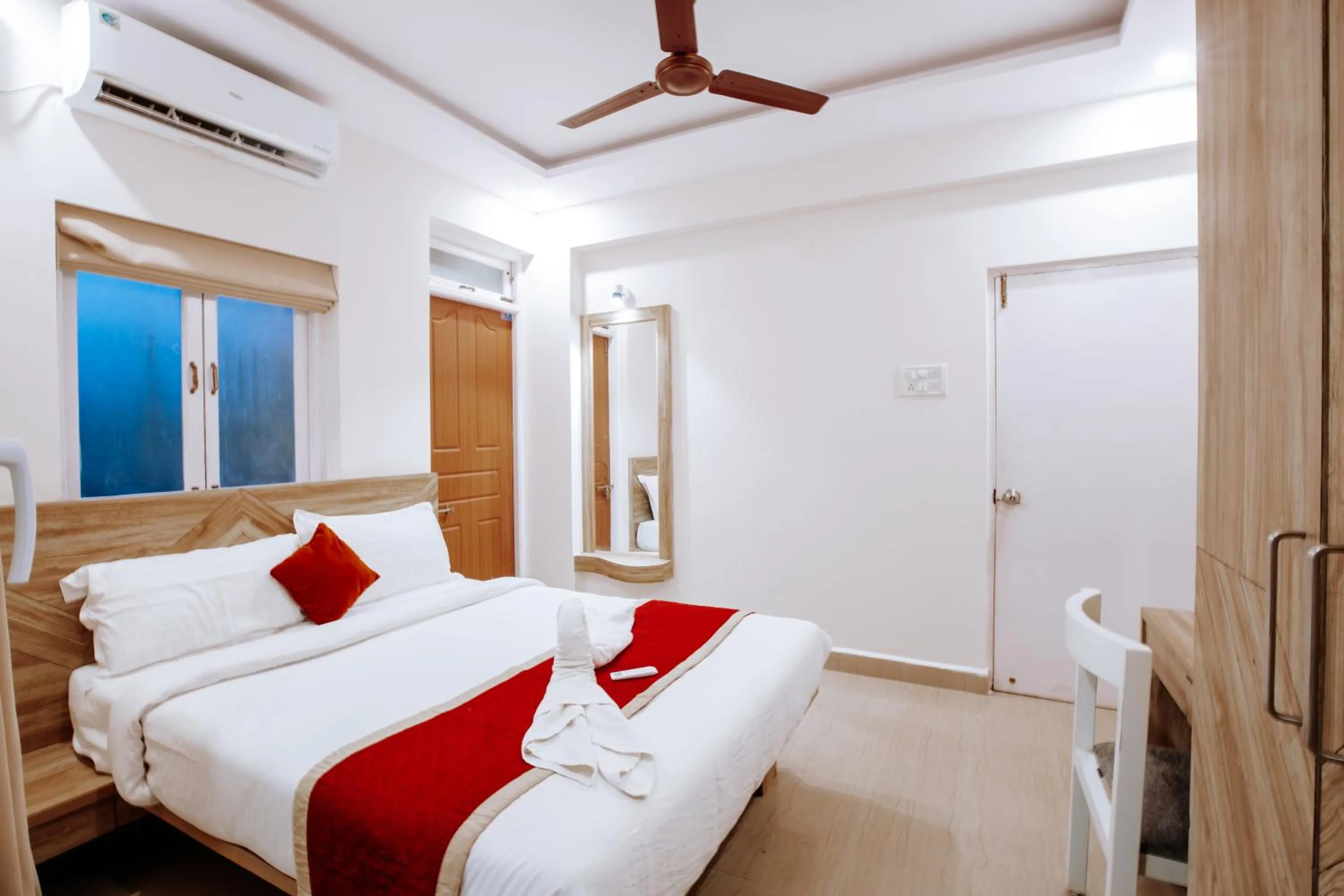 Photo of the whole room, Bed in Kay's Calangute Resort Service Apartments - Near Calangute Beach