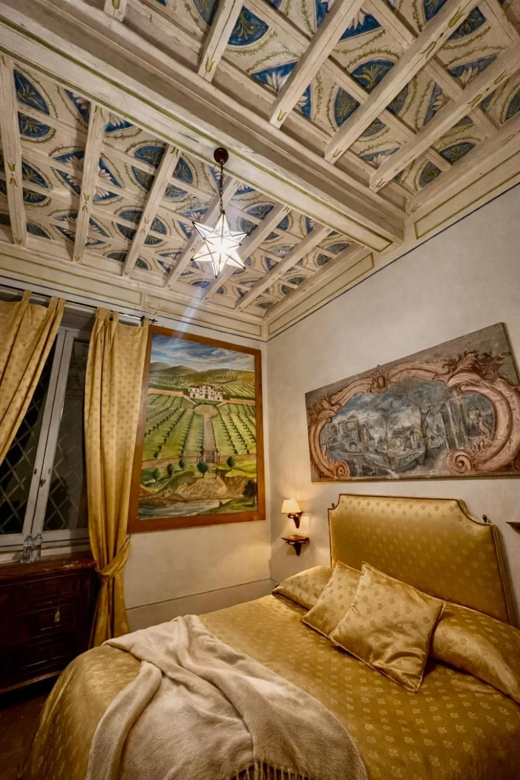 Bed in VesConte Residenza D'epoca dal 1533