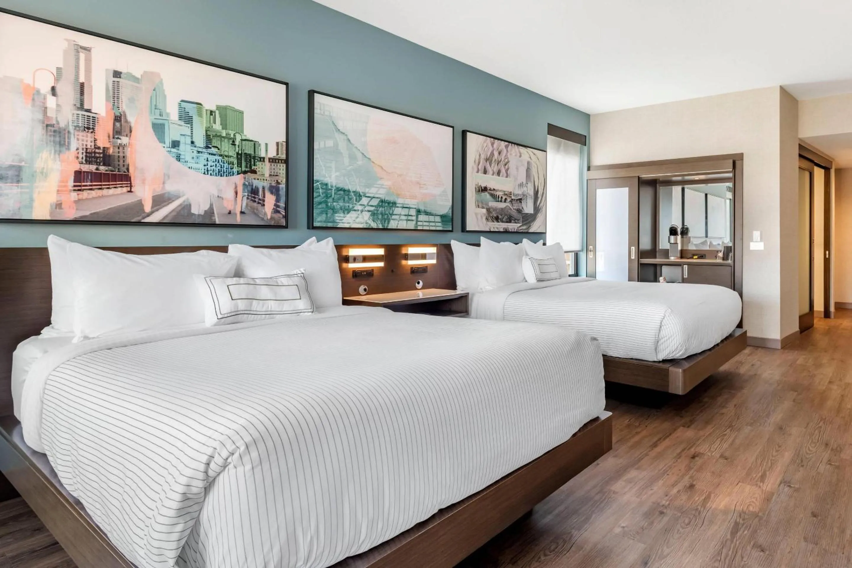 Bedroom, Bed in Cambria Hotel Minneapolis Downtown