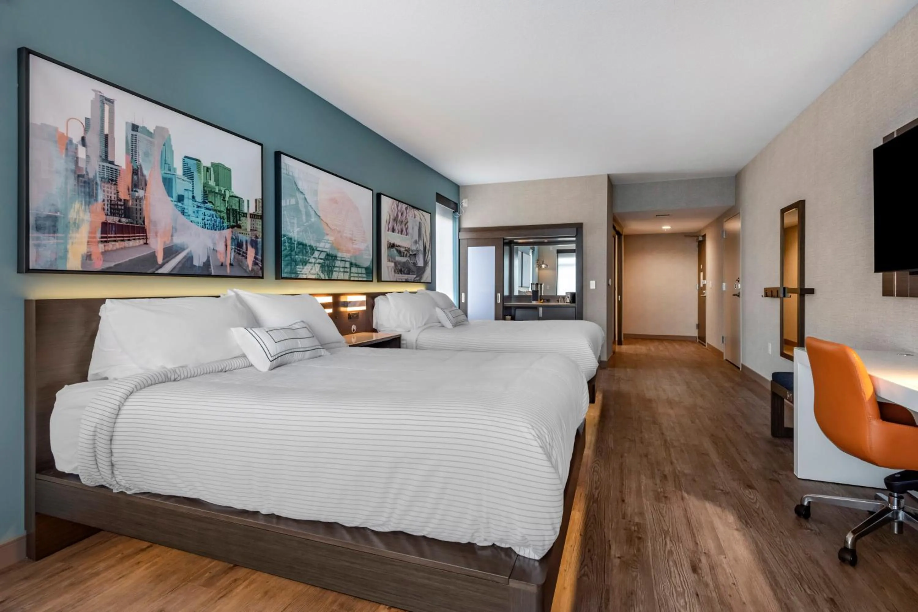 Bedroom, Bed in Cambria Hotel Minneapolis Downtown