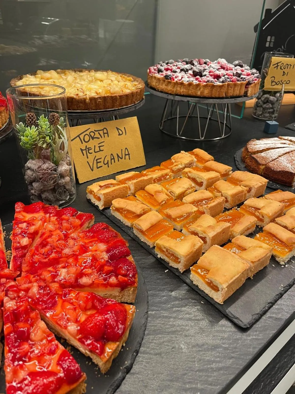 Buffet breakfast in Hotel Miramare