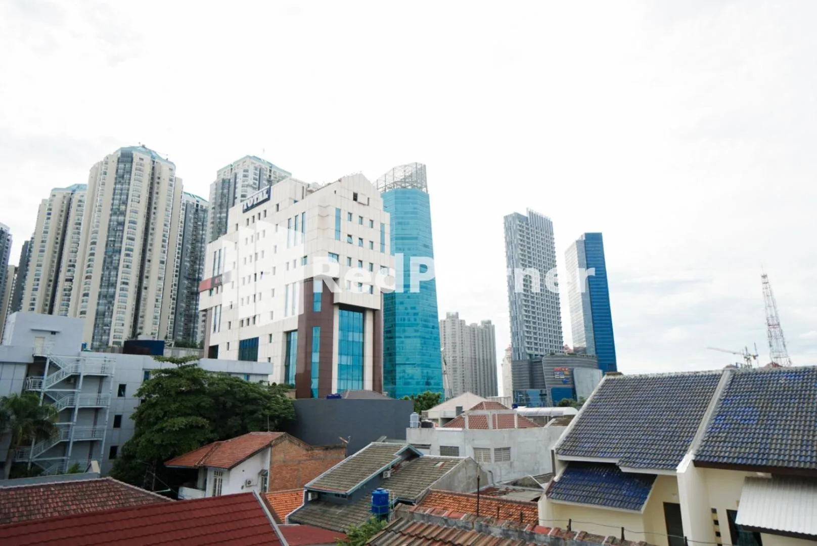 Property building in Tomang Gelong Guest House Syariah Mitra RedDoorz