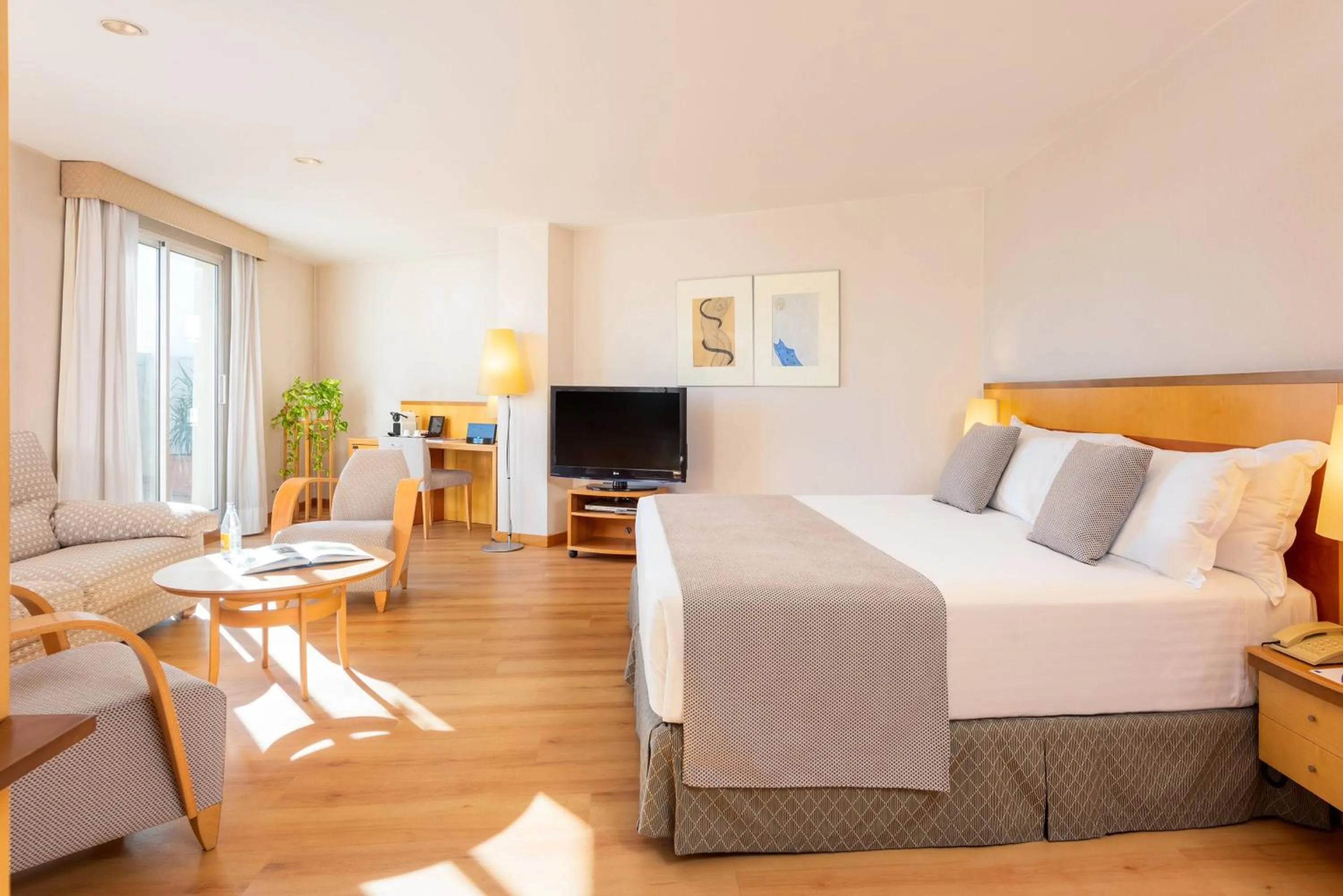 Bed in Castellón Center Affiliated by Meliá Hotel