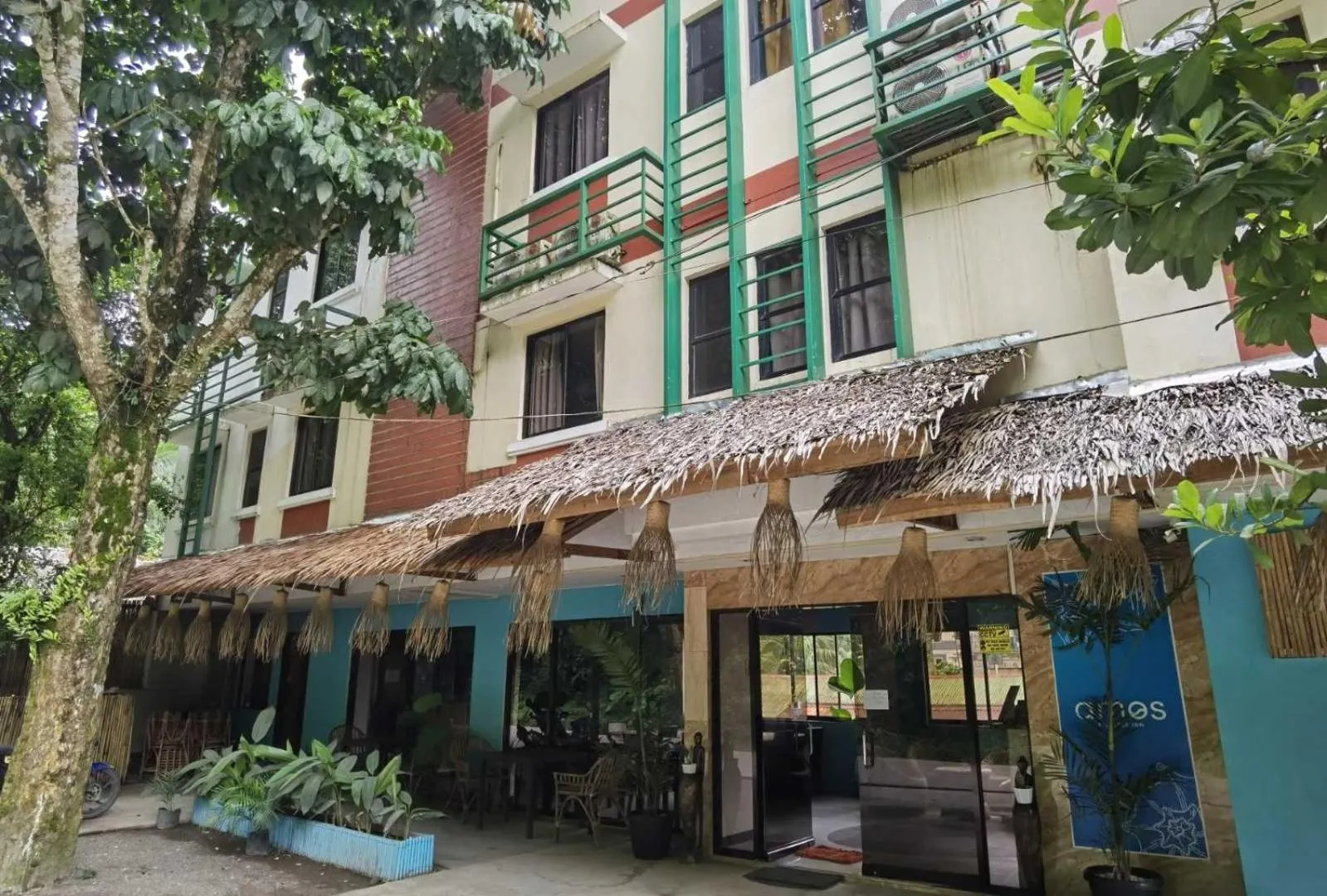 Property building in Amos Pili Tree Inn powered by Cocotel