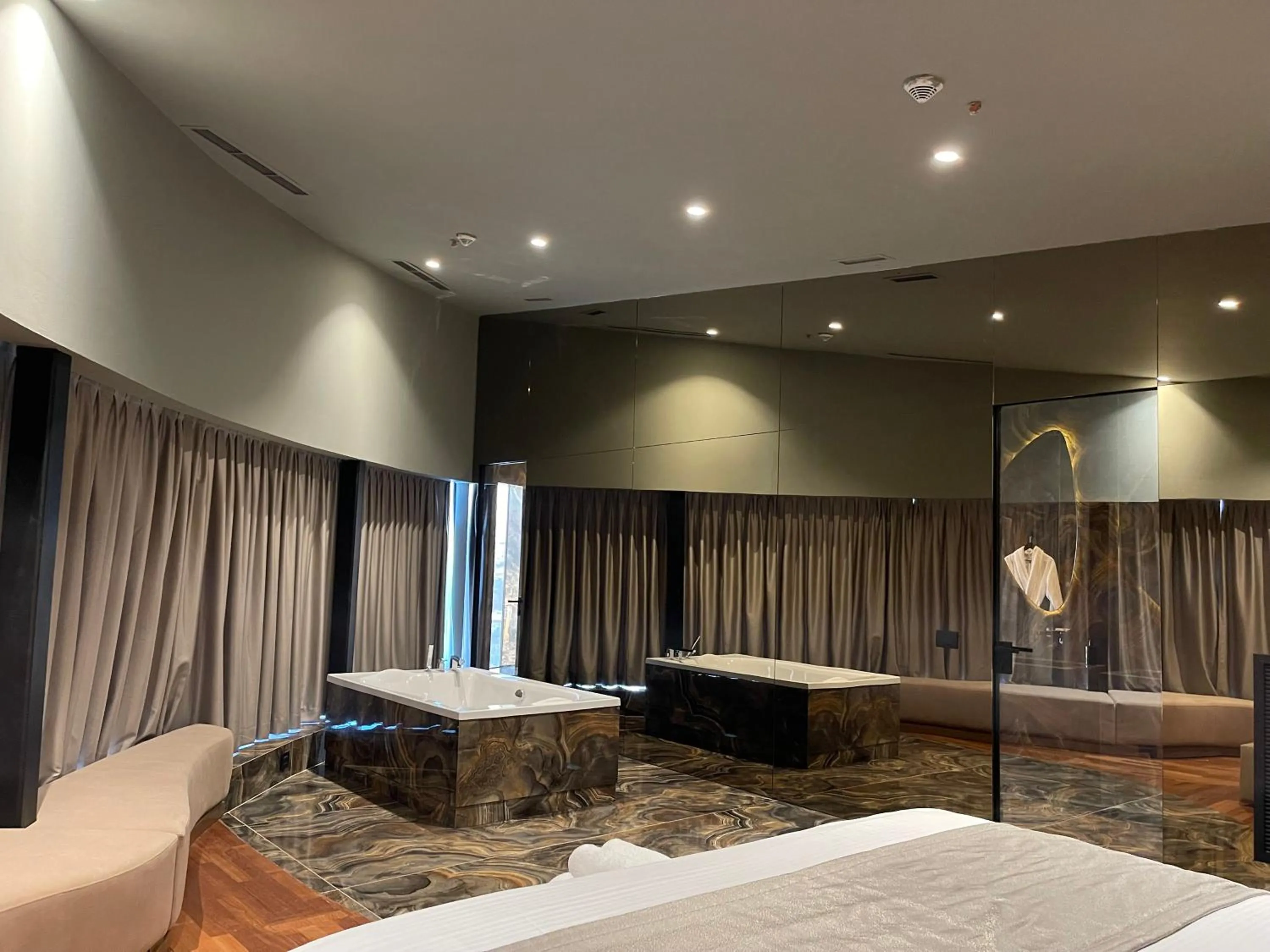 Bedroom, Bed in Arka Art Hotel