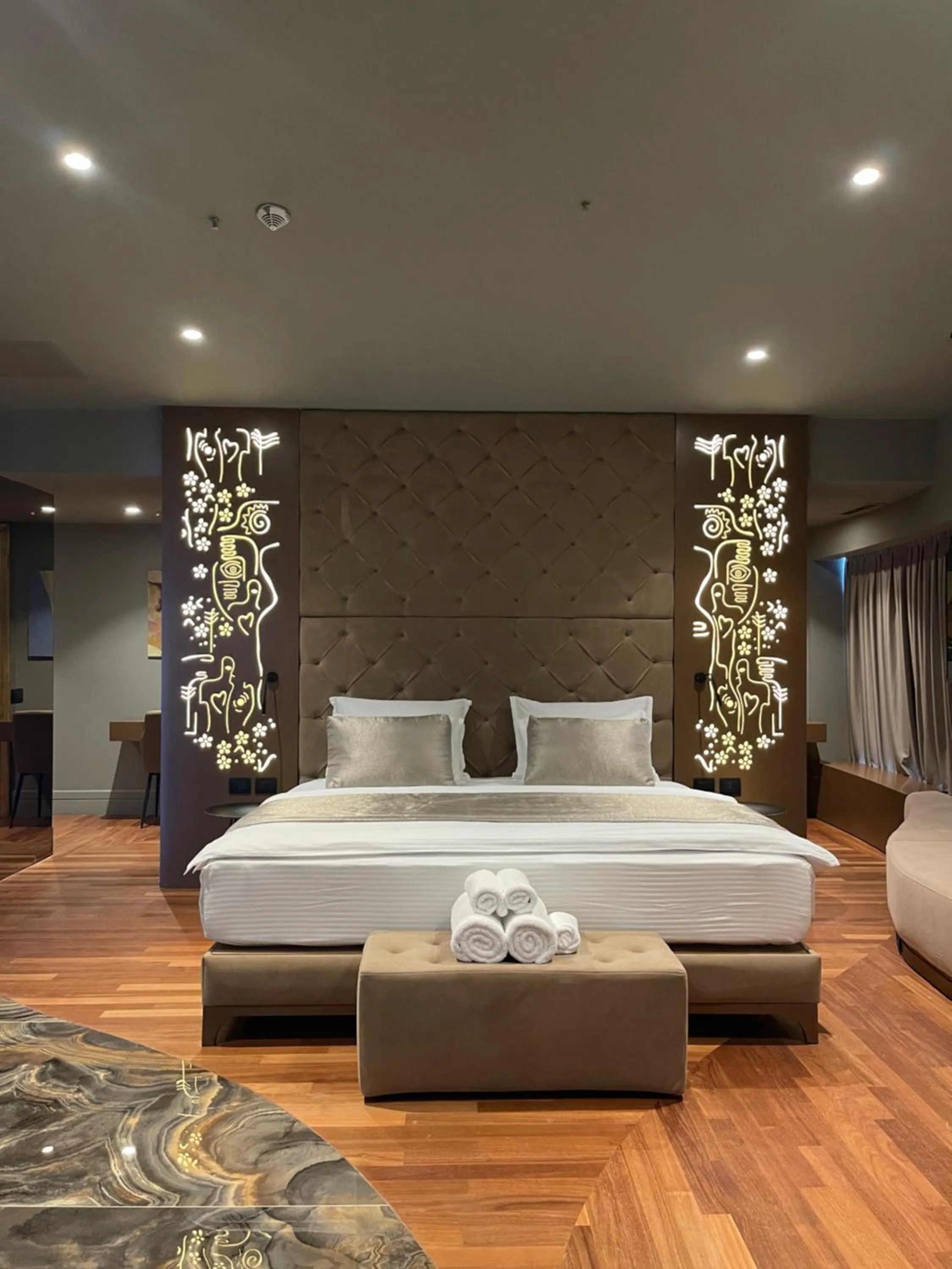 Bedroom, Bed in Arka Art Hotel