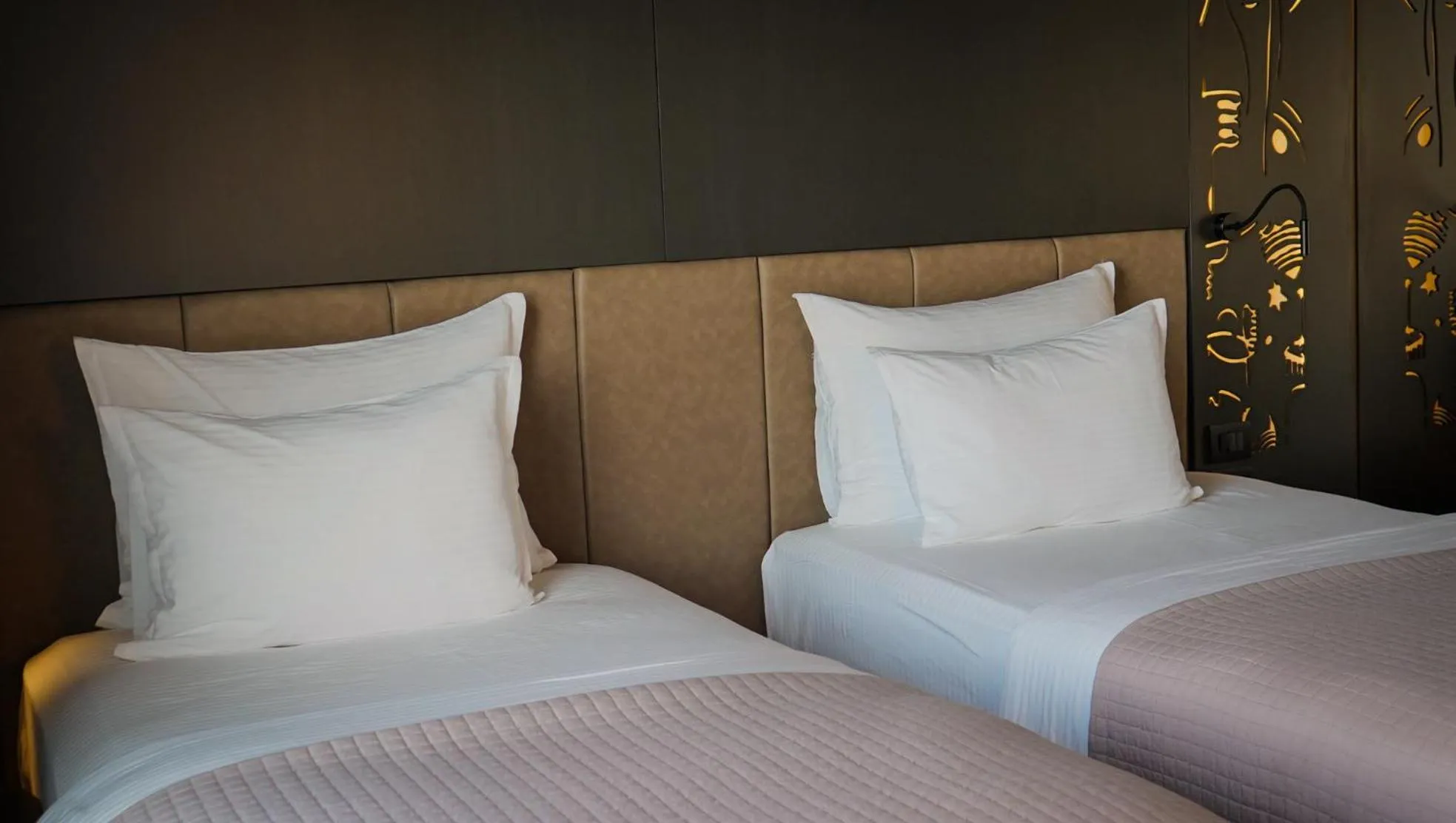 Bed in Arka Art Hotel