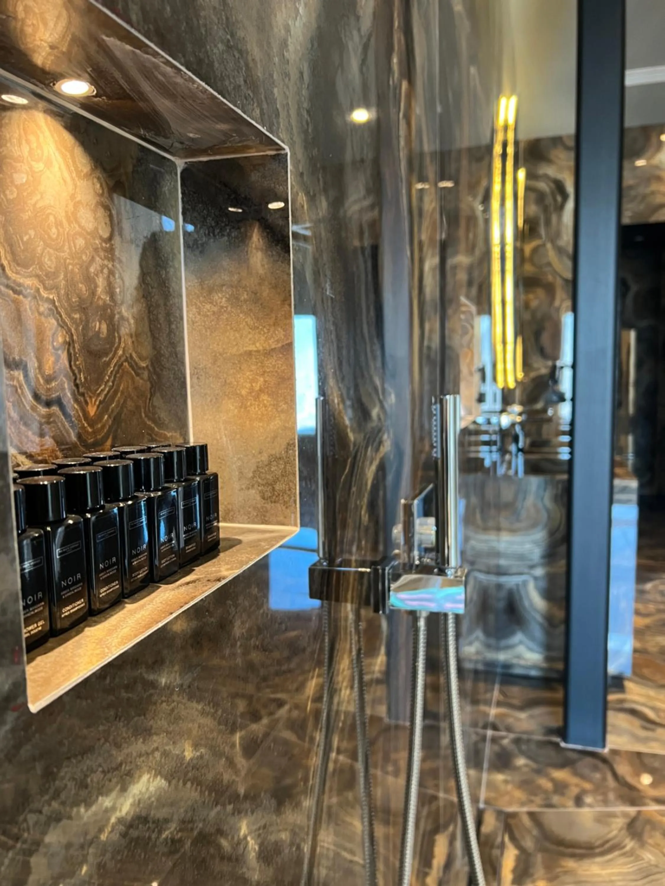 Bathroom in Arka Art Hotel