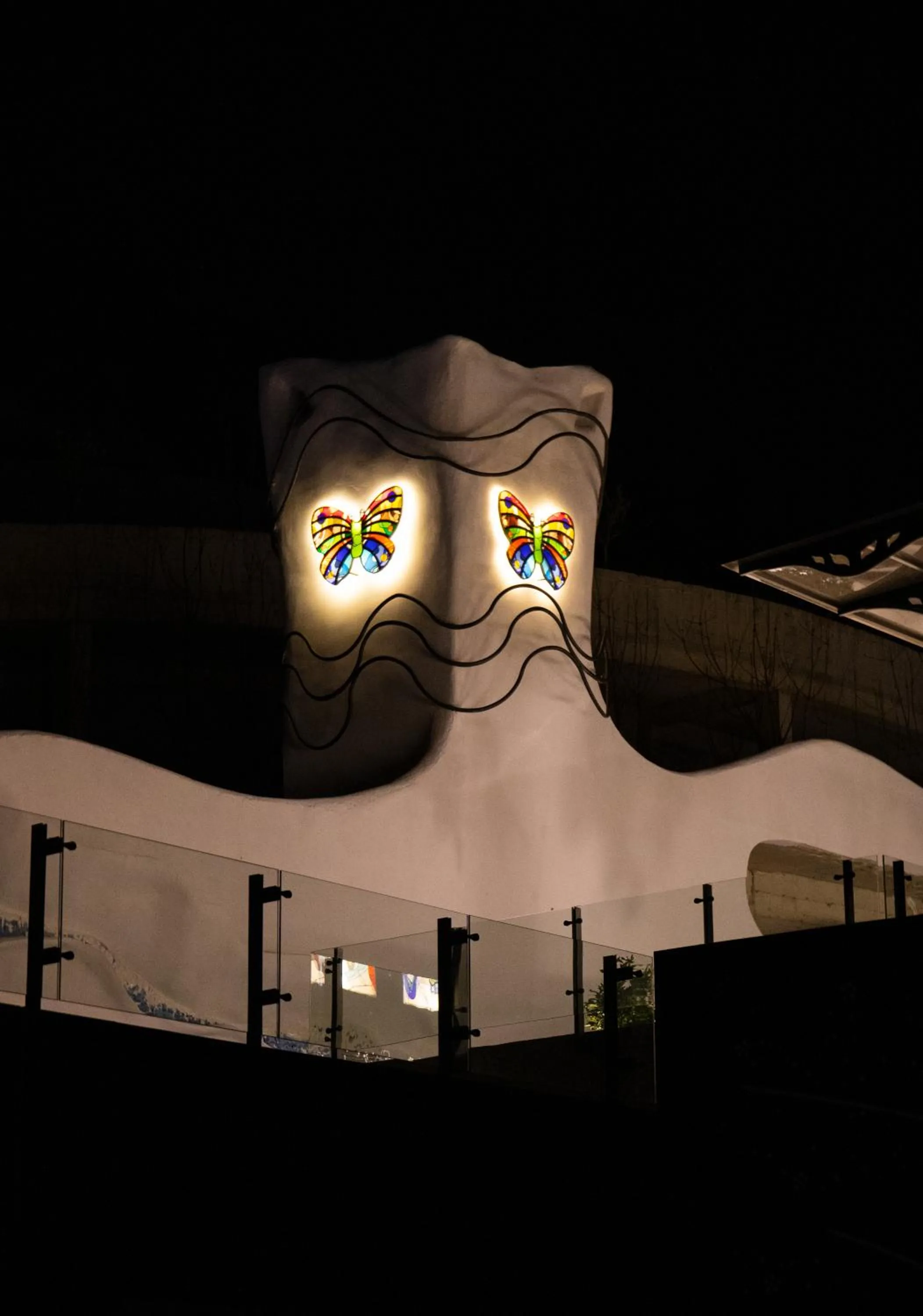 Facade/entrance in Arka Art Hotel