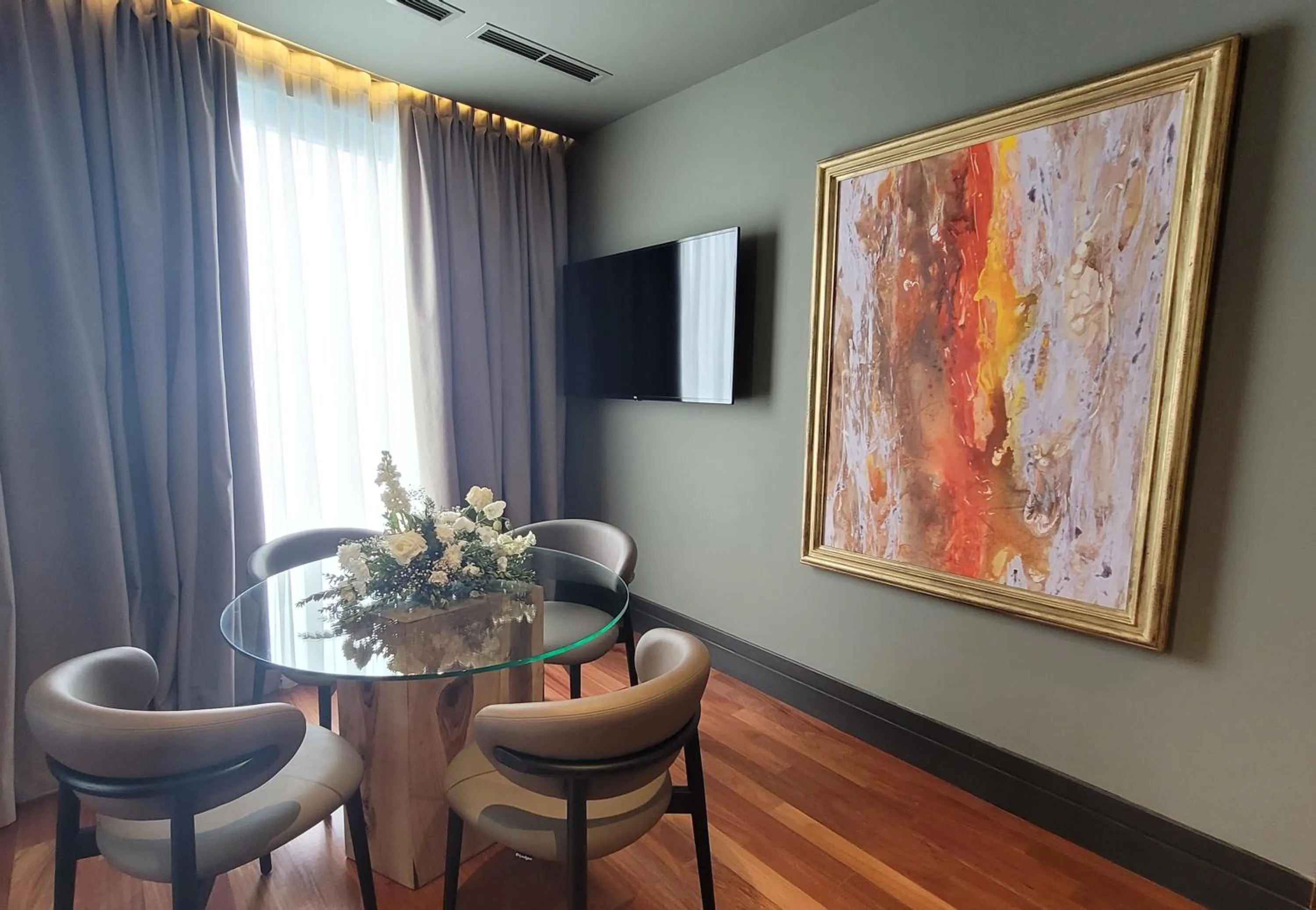 Living room in Arka Art Hotel