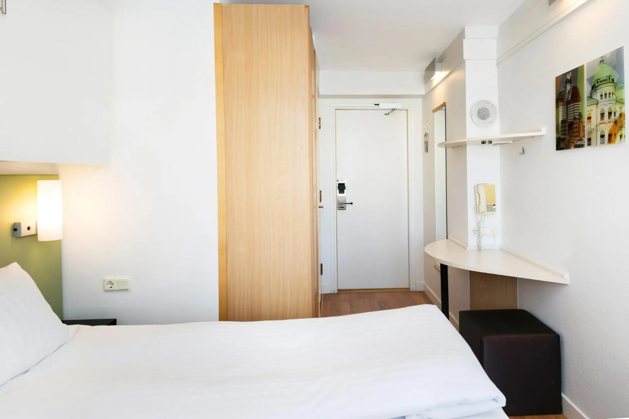 Bedroom, Bed in Good Morning+ Göteborg City