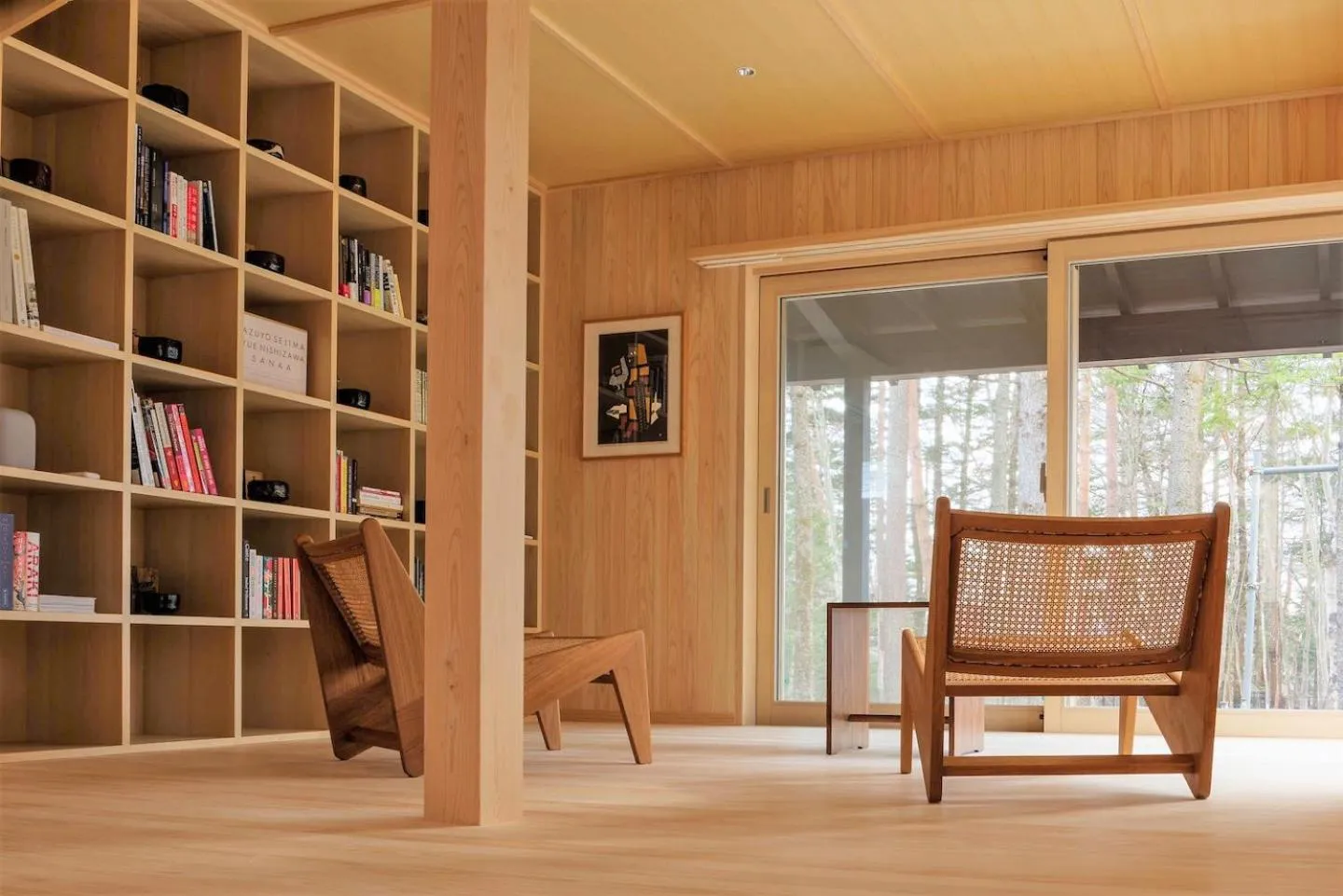 Living room in SHISHI-IWA HOUSE Karuizawa