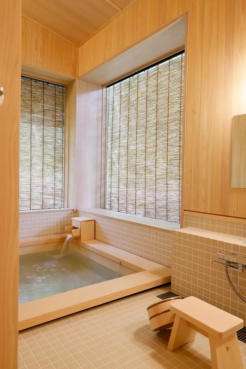 Hot Tub in SHISHI-IWA HOUSE Karuizawa