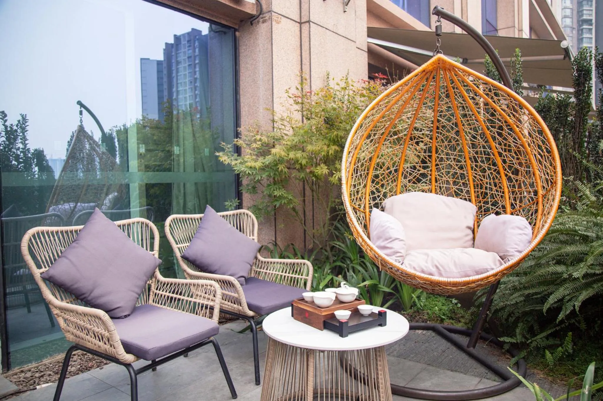 Photo of the whole room in Hualuxe Leshan, an IHG Hotel