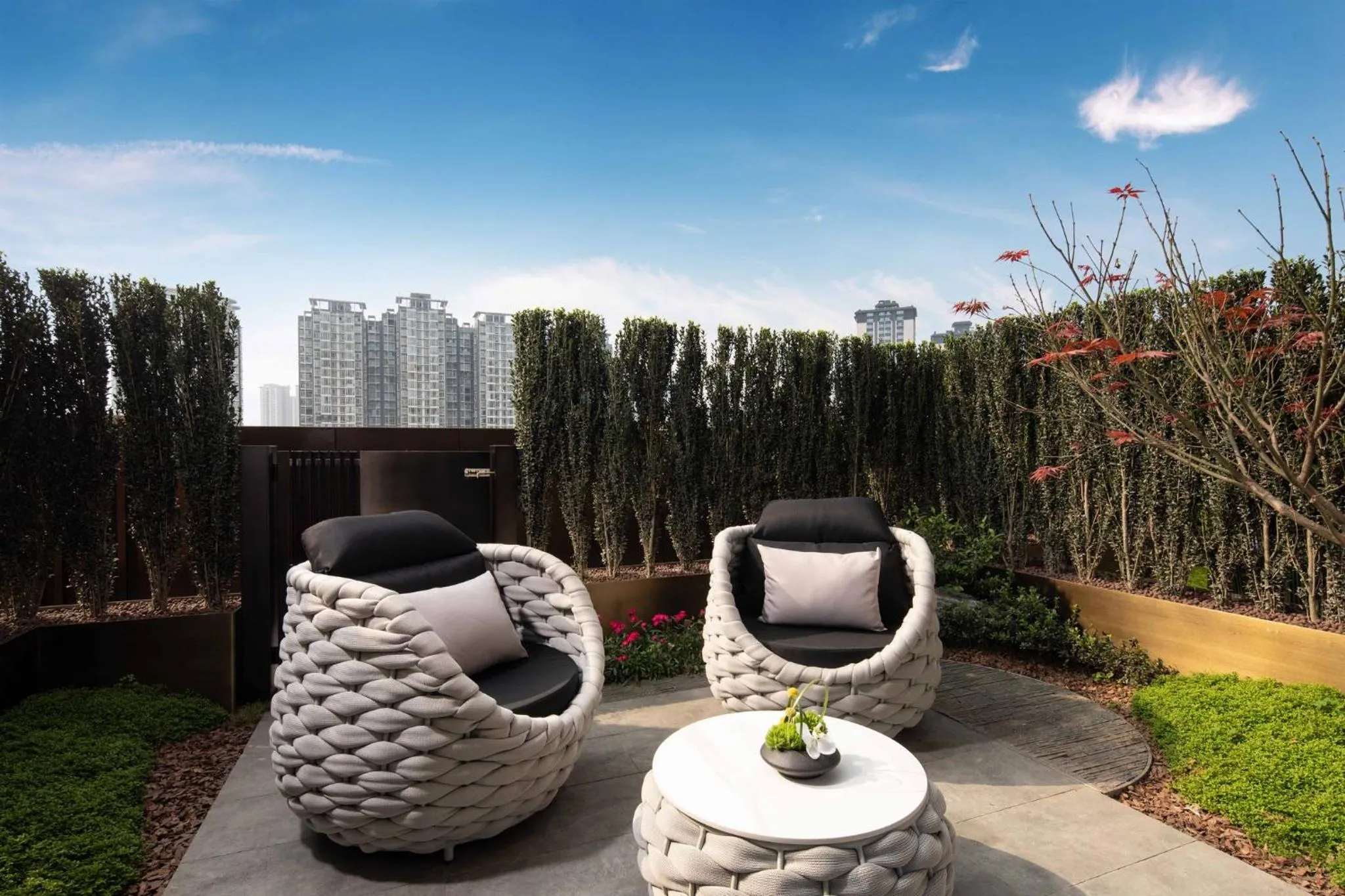 Photo of the whole room in Hualuxe Leshan, an IHG Hotel