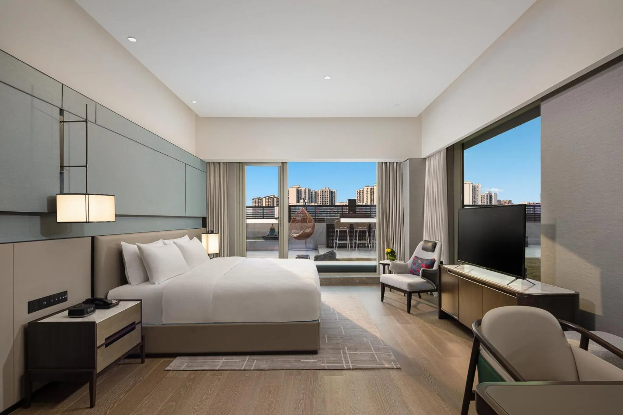 Photo of the whole room in Hualuxe Leshan, an IHG Hotel