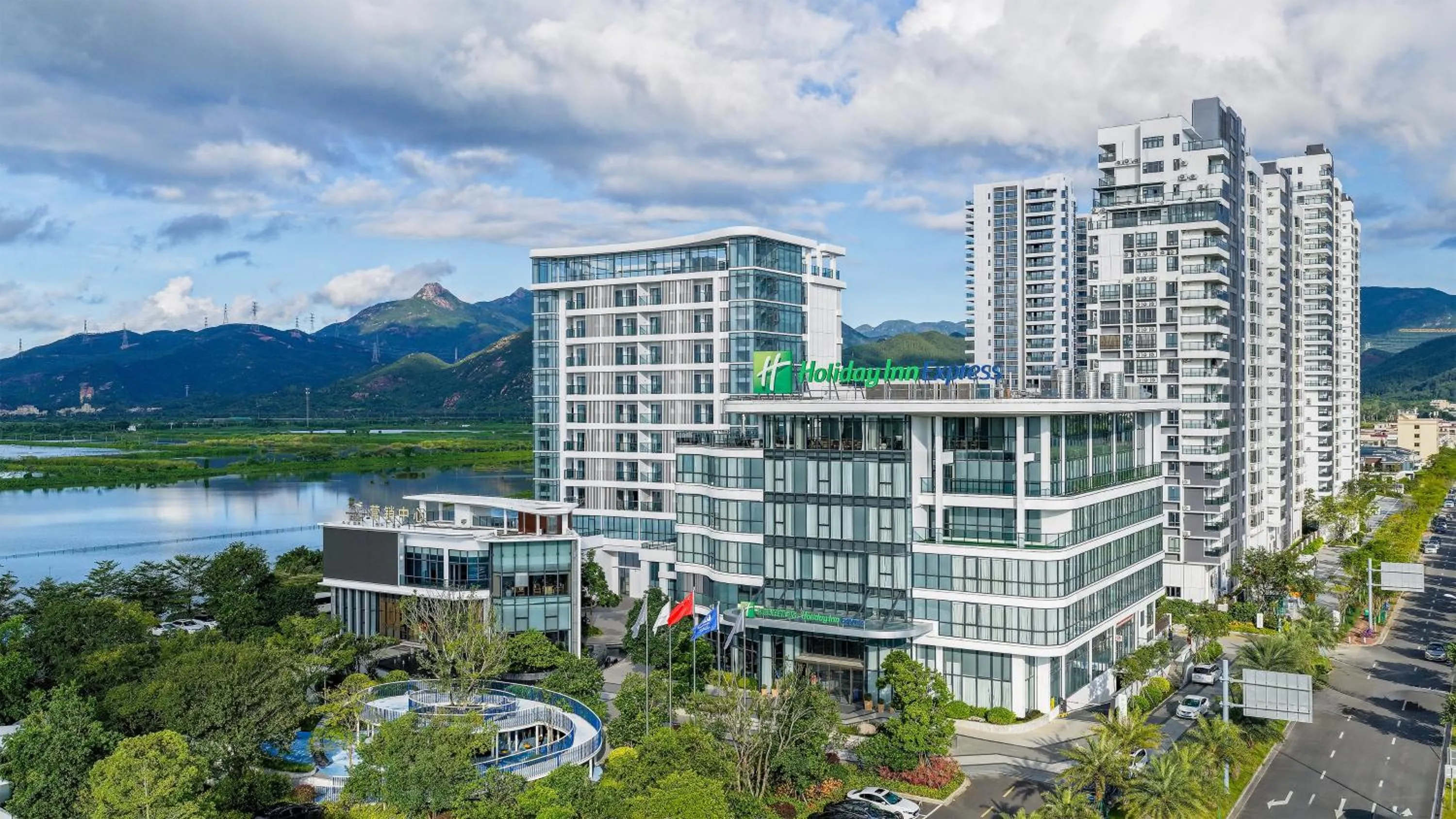 Property building in Holiday Inn Express Jiangmen Yinhu Bay by IHG