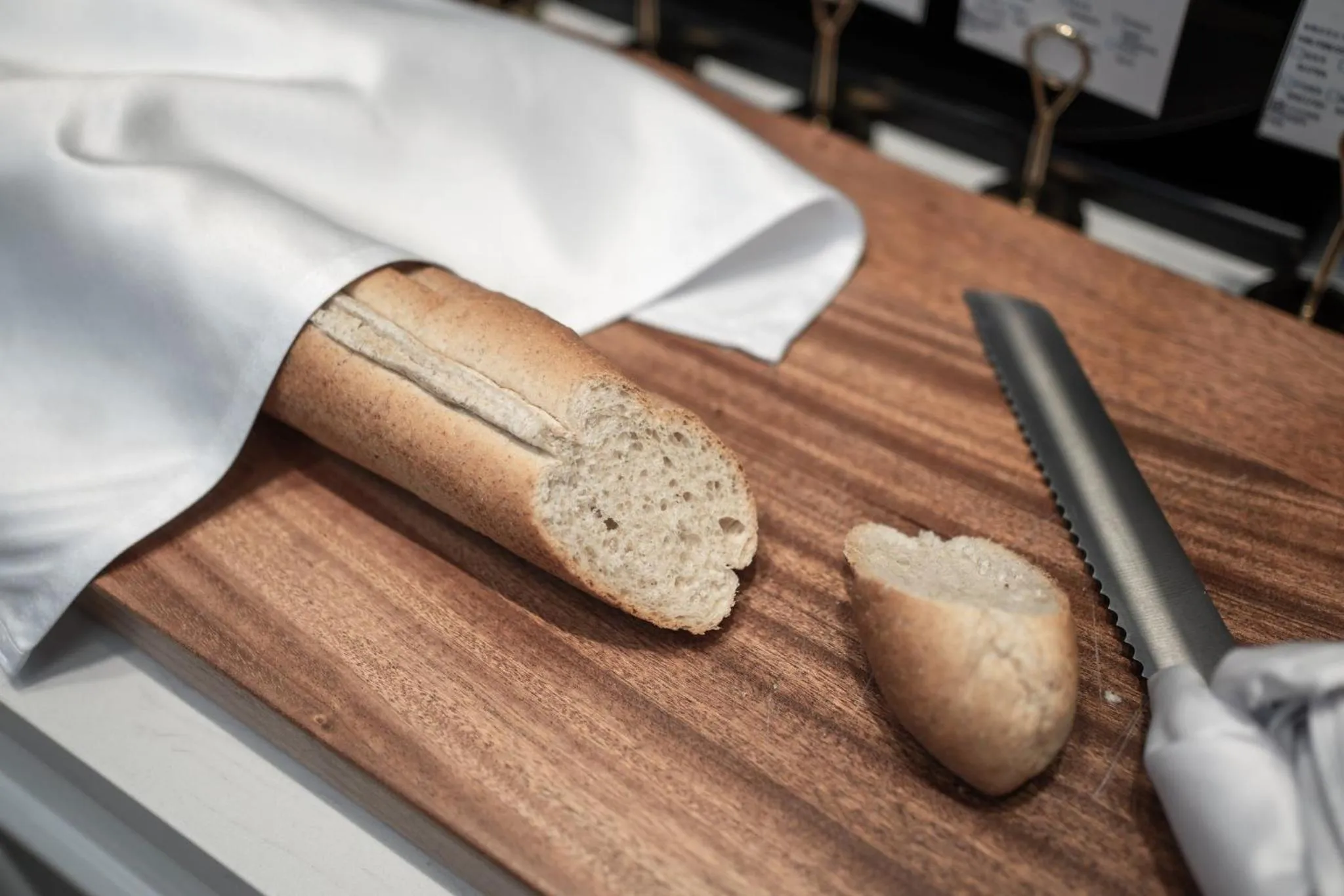 Restaurant/places to eat in Holiday Inn Express Jiangmen Yinhu Bay by IHG