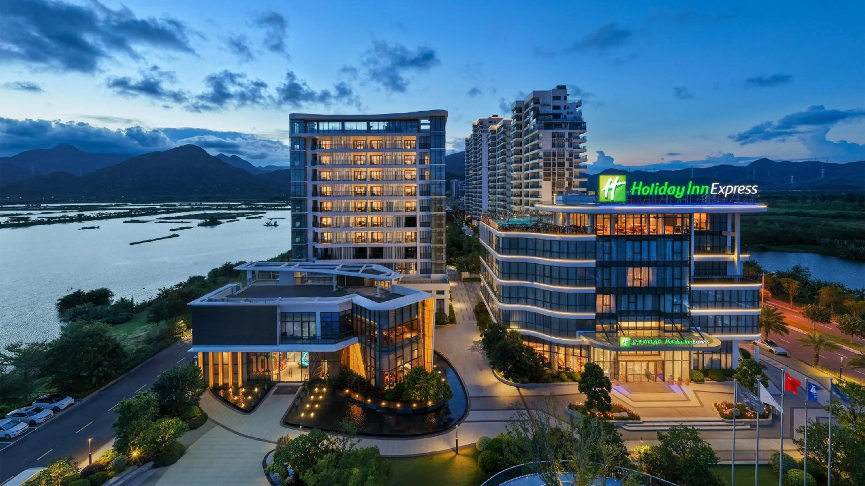 Property building in Holiday Inn Express Jiangmen Yinhu Bay by IHG