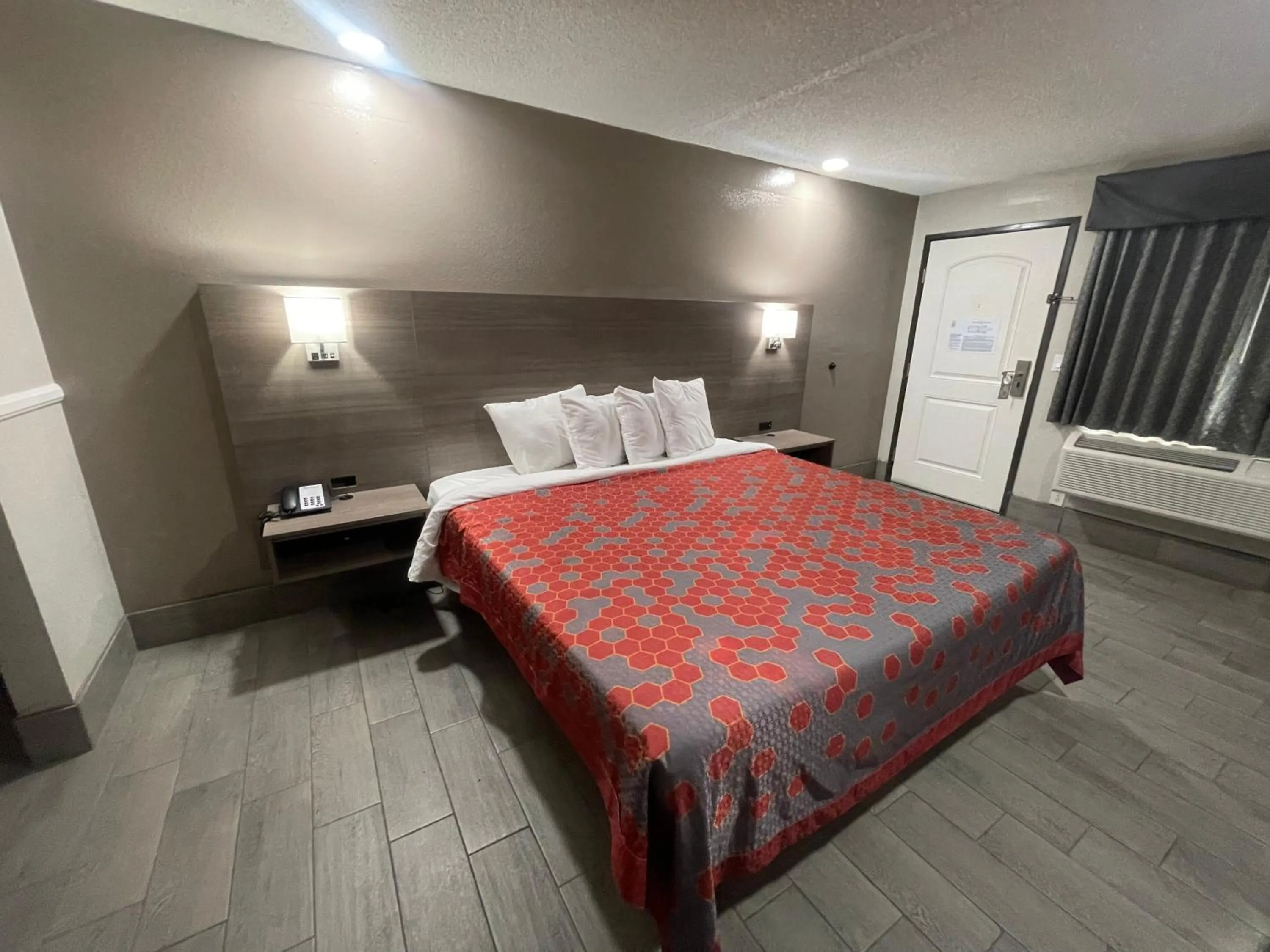 SimpleStay Suites - Downtown San Bernardino