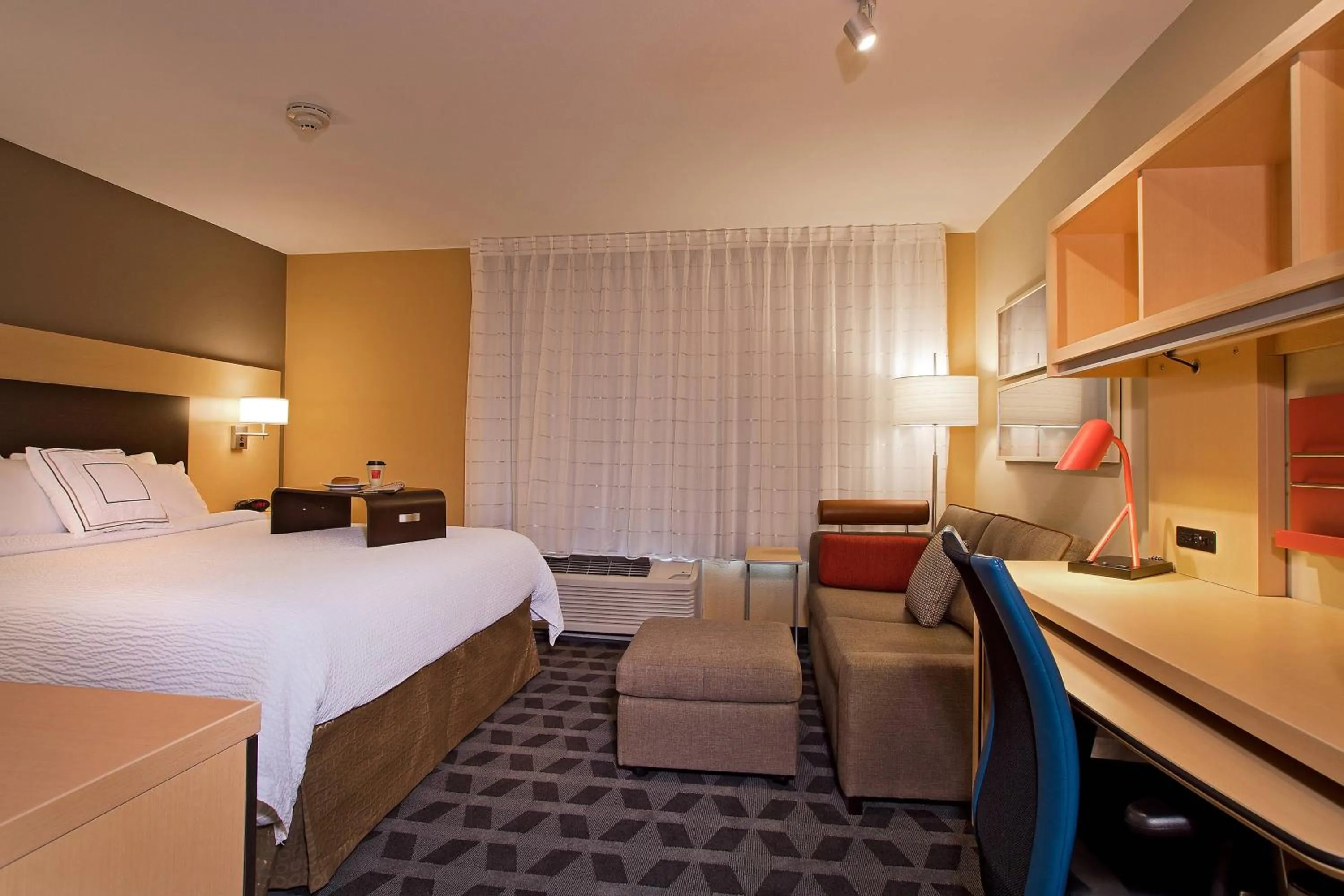 Photo of the whole room, Bed in TownePlace Suites by Marriott Dodge City