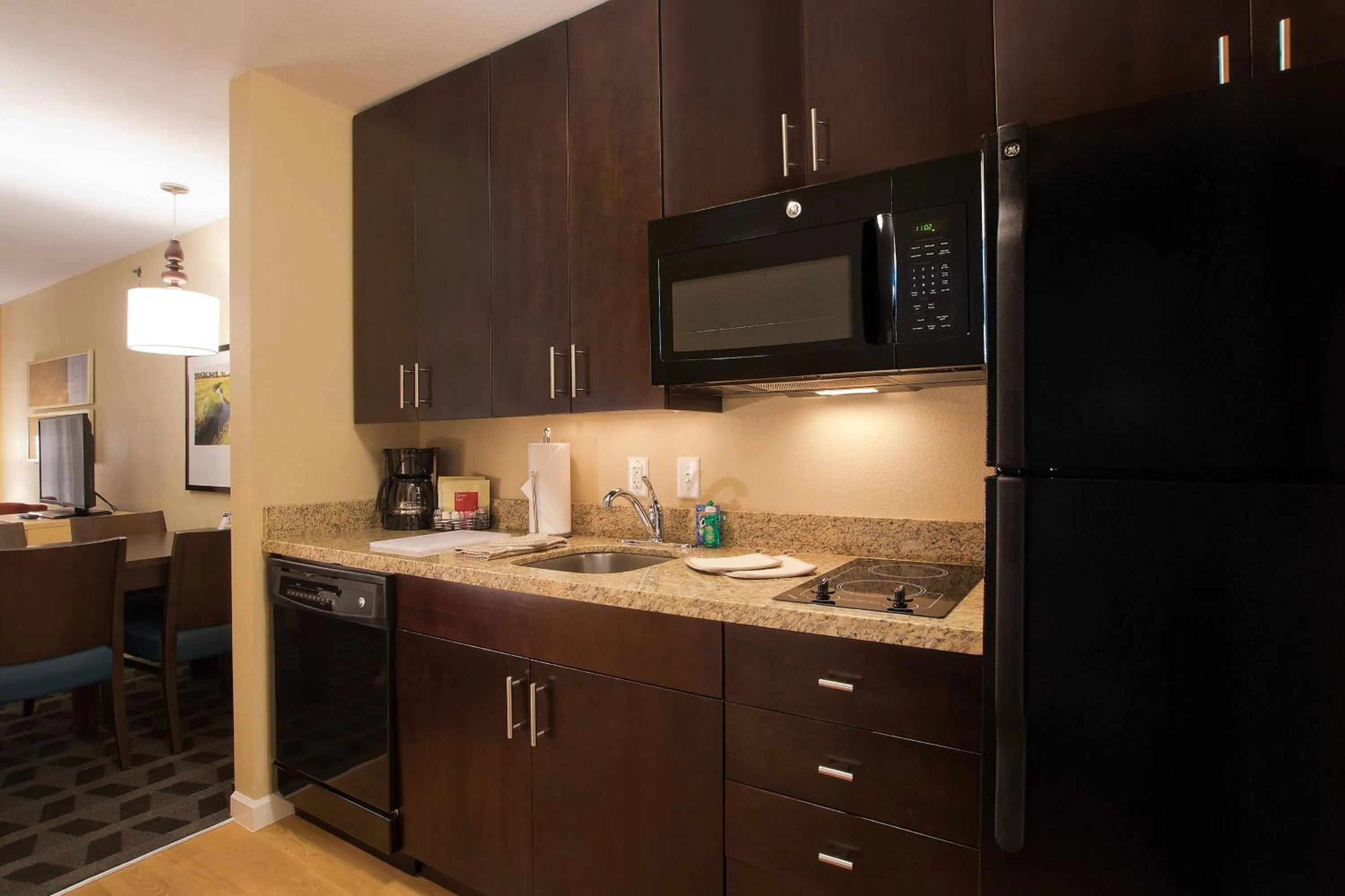 Kitchen or kitchenette in TownePlace Suites by Marriott Dodge City