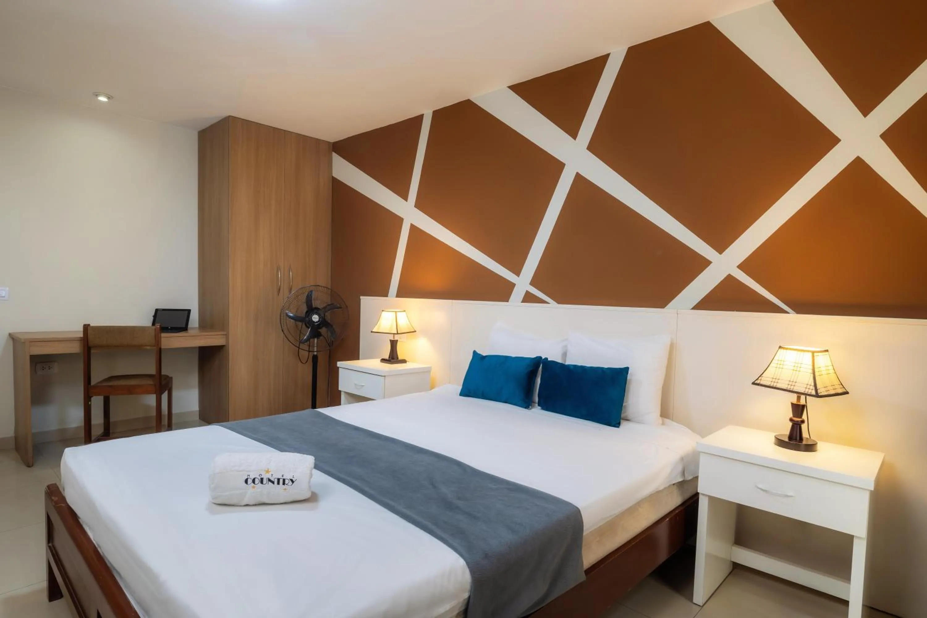 Deluxe Room - single occupancy in Hotel Country Trujillo