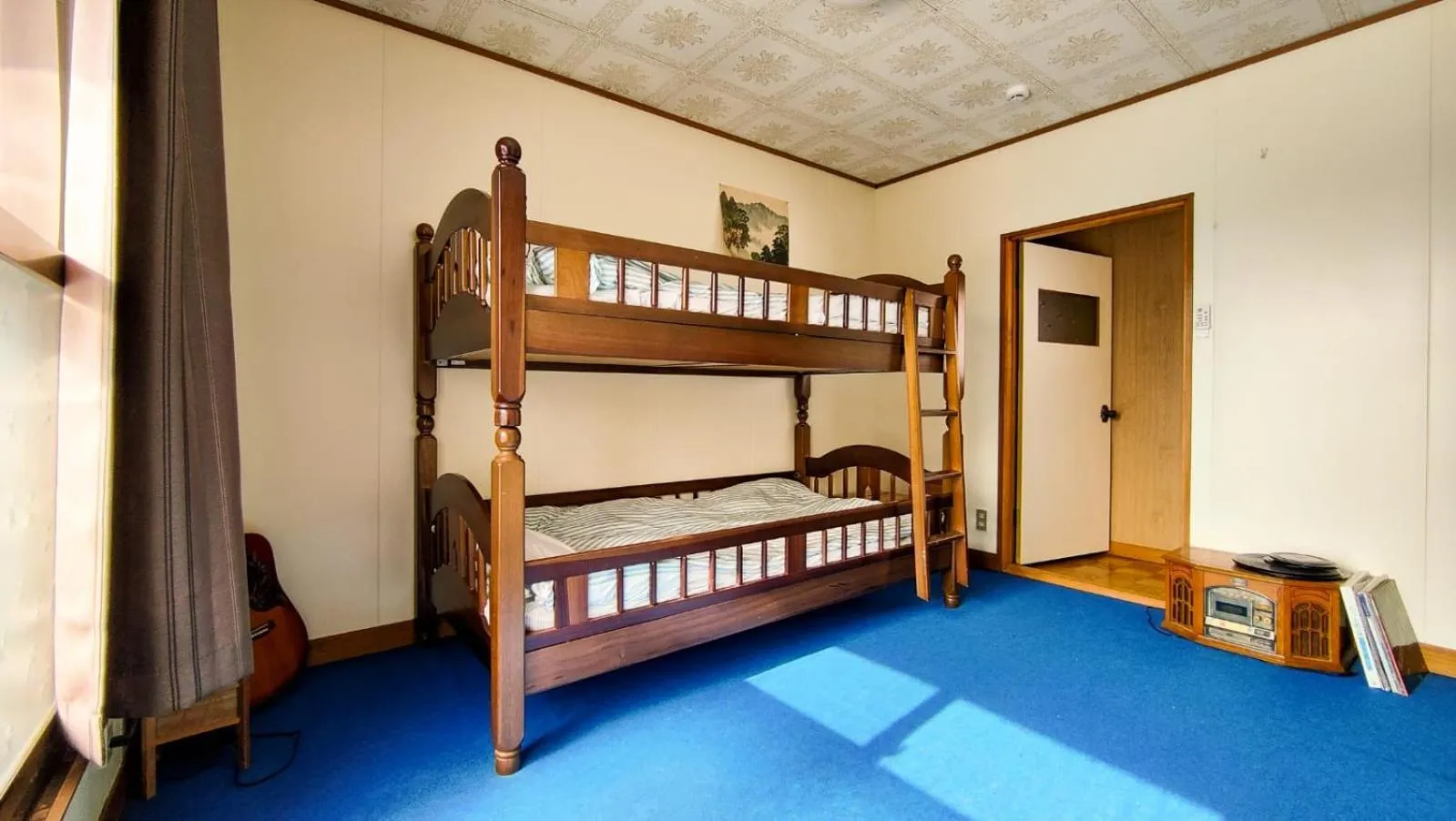 Photo of the whole room, Bed in Yukiumi House