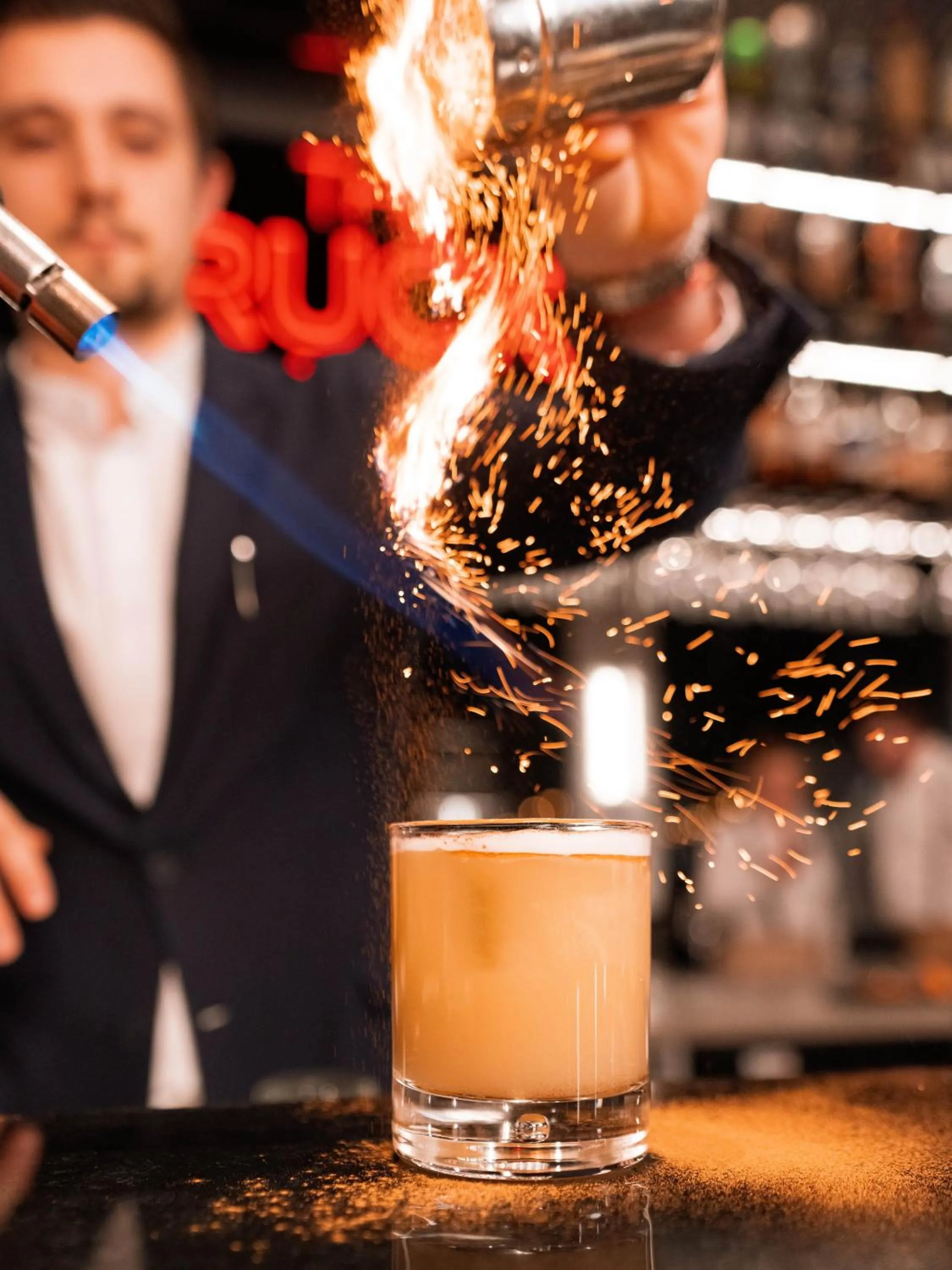 Restaurant/places to eat in The Ruck Hotel