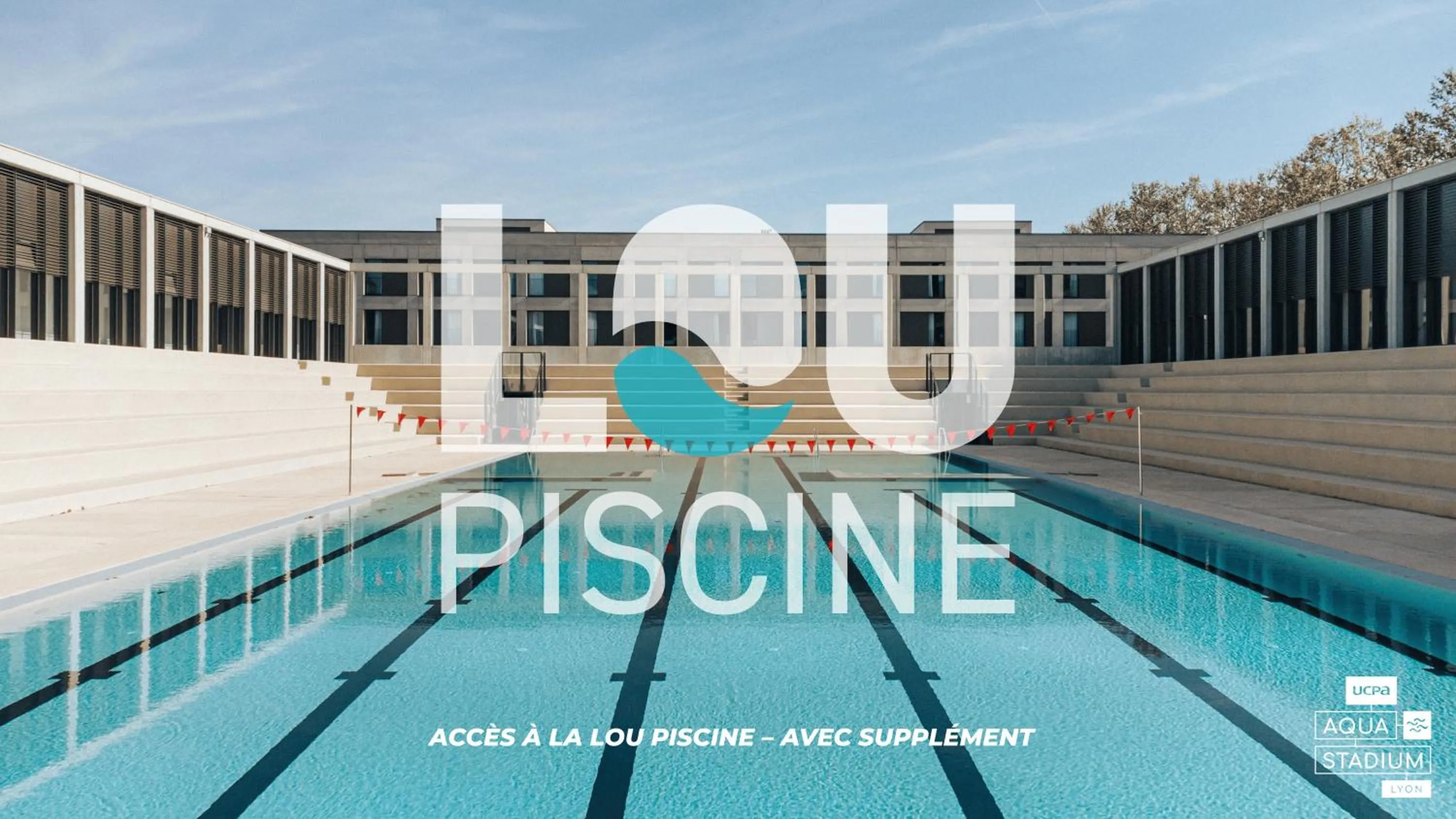 Swimming pool in The Ruck Hotel