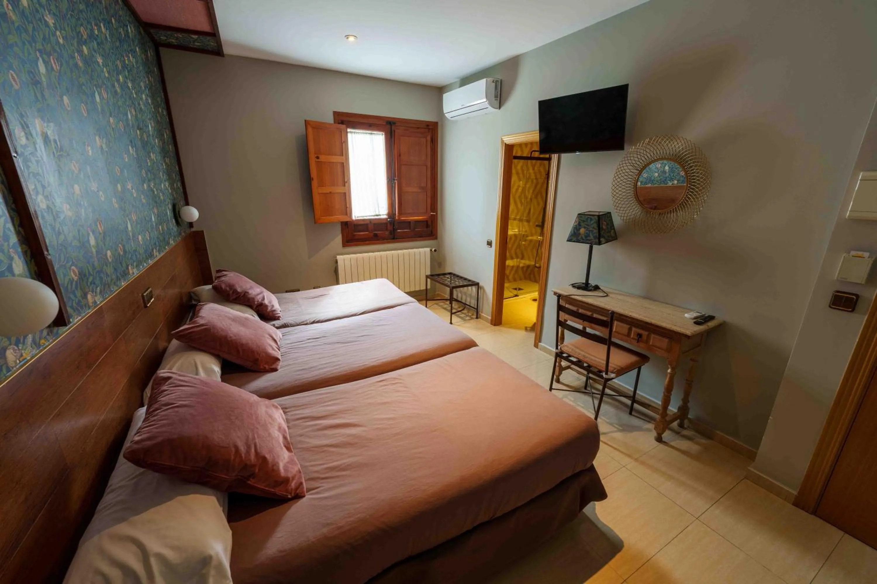 Bedroom, Bed in Hotel Sol